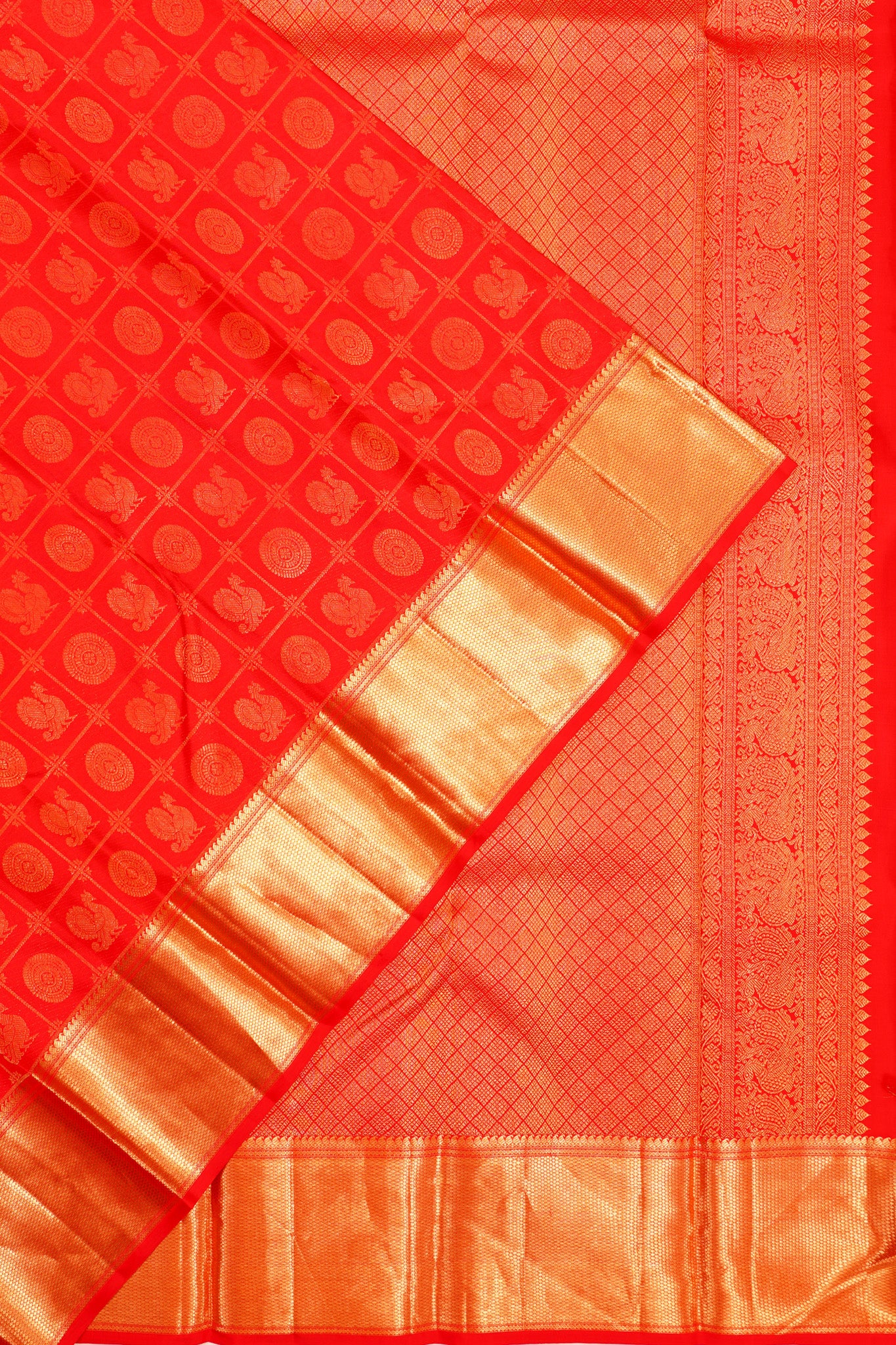 Taranga Kanchi Silk Checks And Butta Red Saree