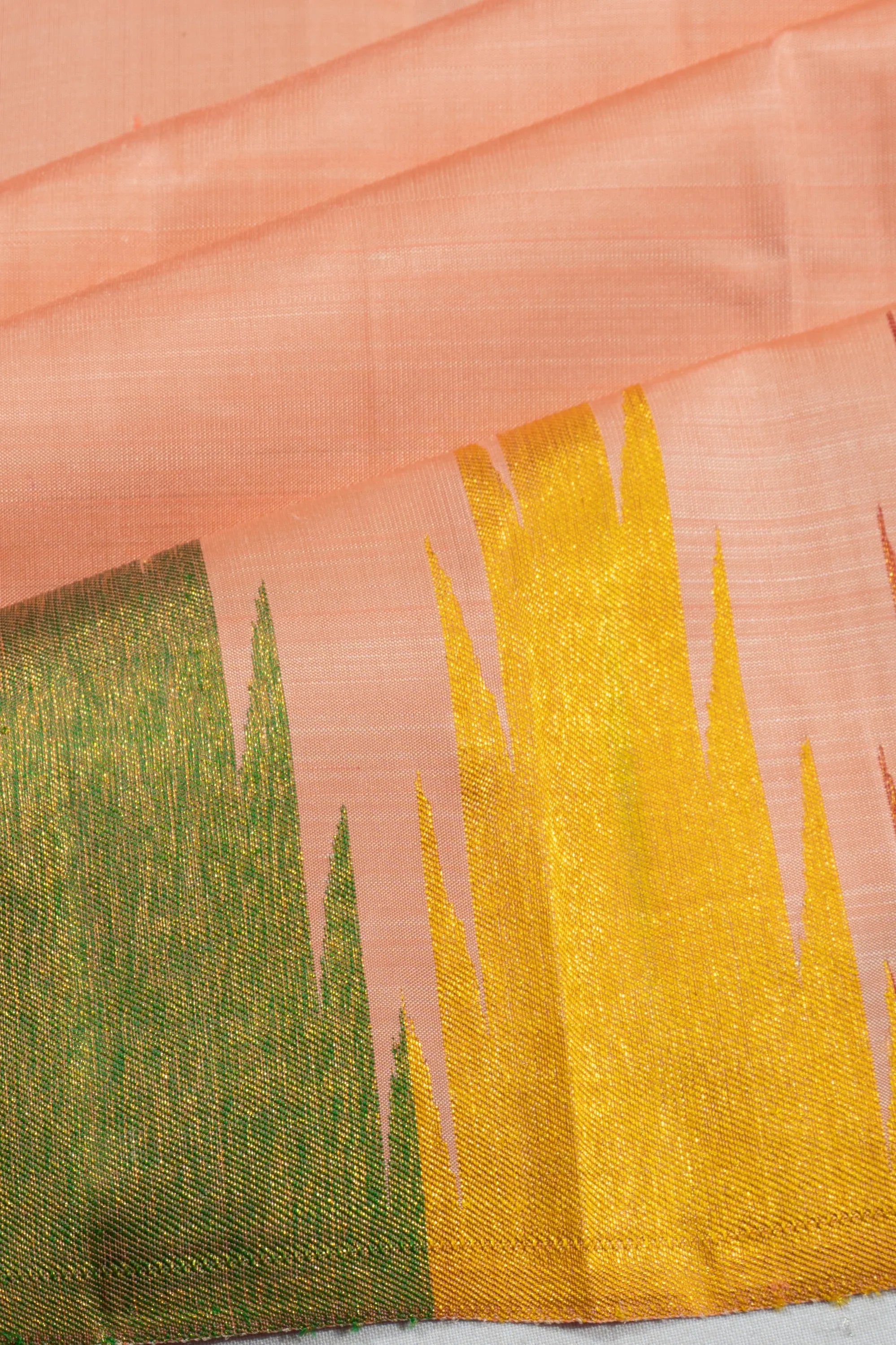 Kanchipuram Silk Plain Peach Saree