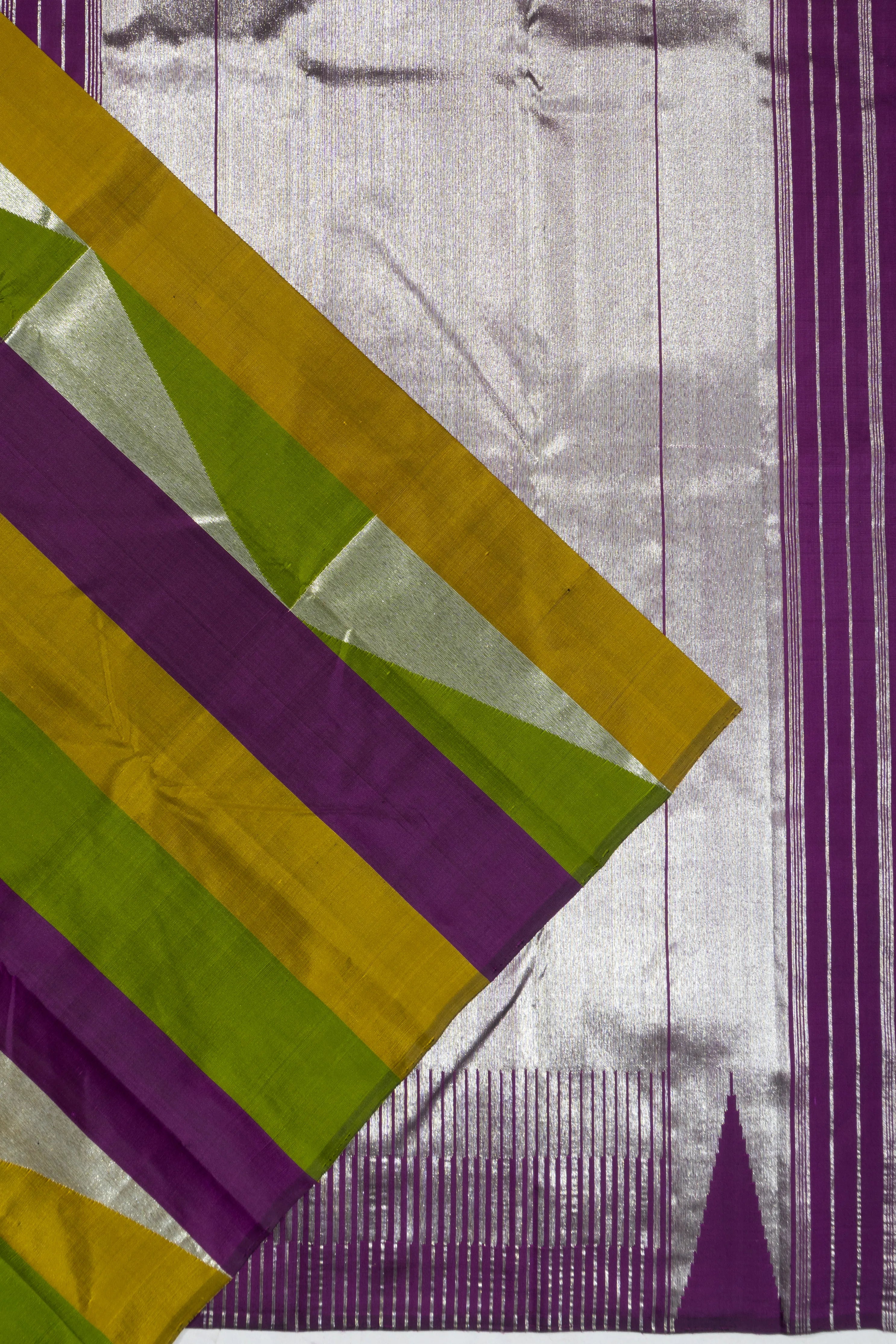 Kanchipuram Silk Geometrical Brocade Purple Saree