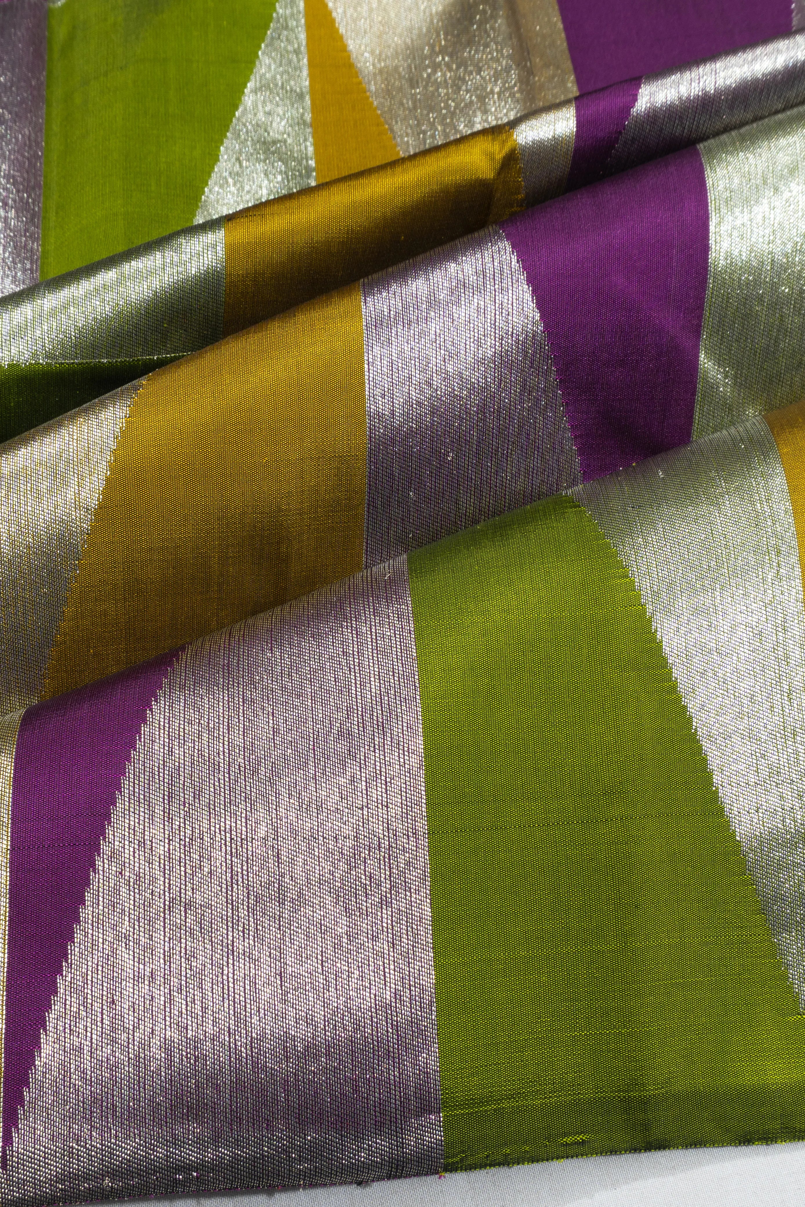 Kanchipuram Silk Geometrical Brocade Purple Saree