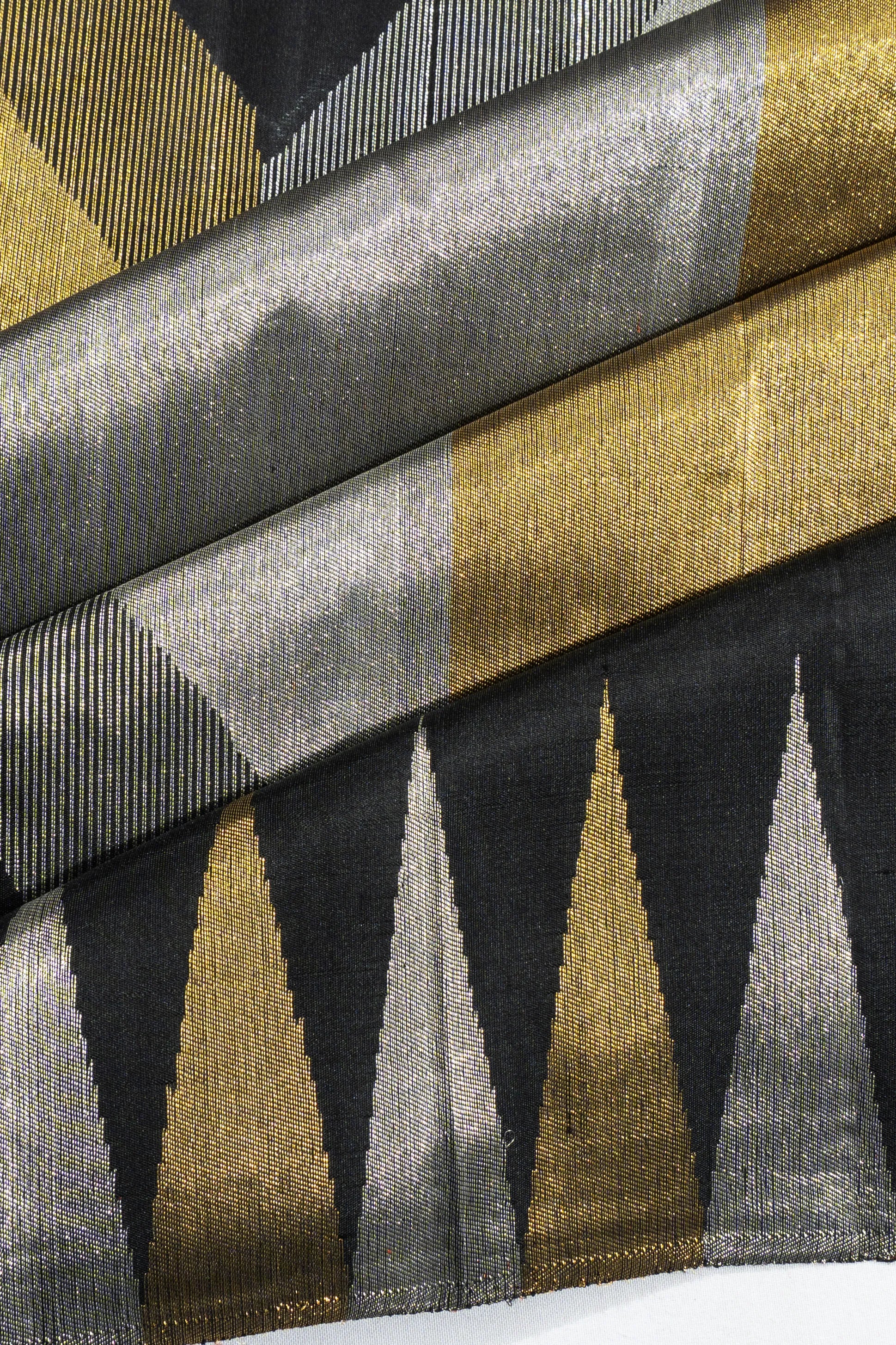 Kanchipuram Silk Geometrical Brocade Black Saree