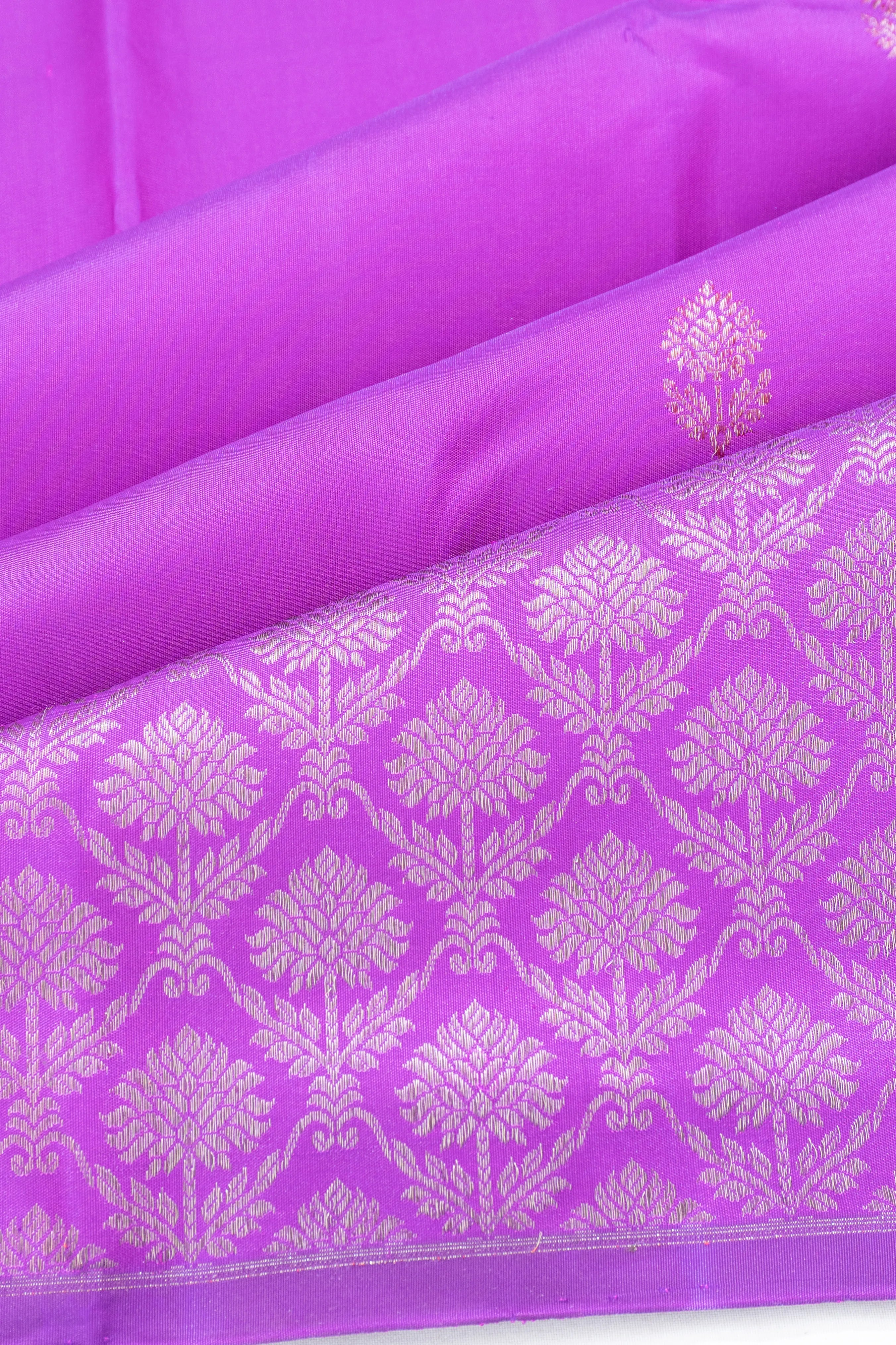 Antique Zari Kanchipuram Silk Butta Violet Saree
