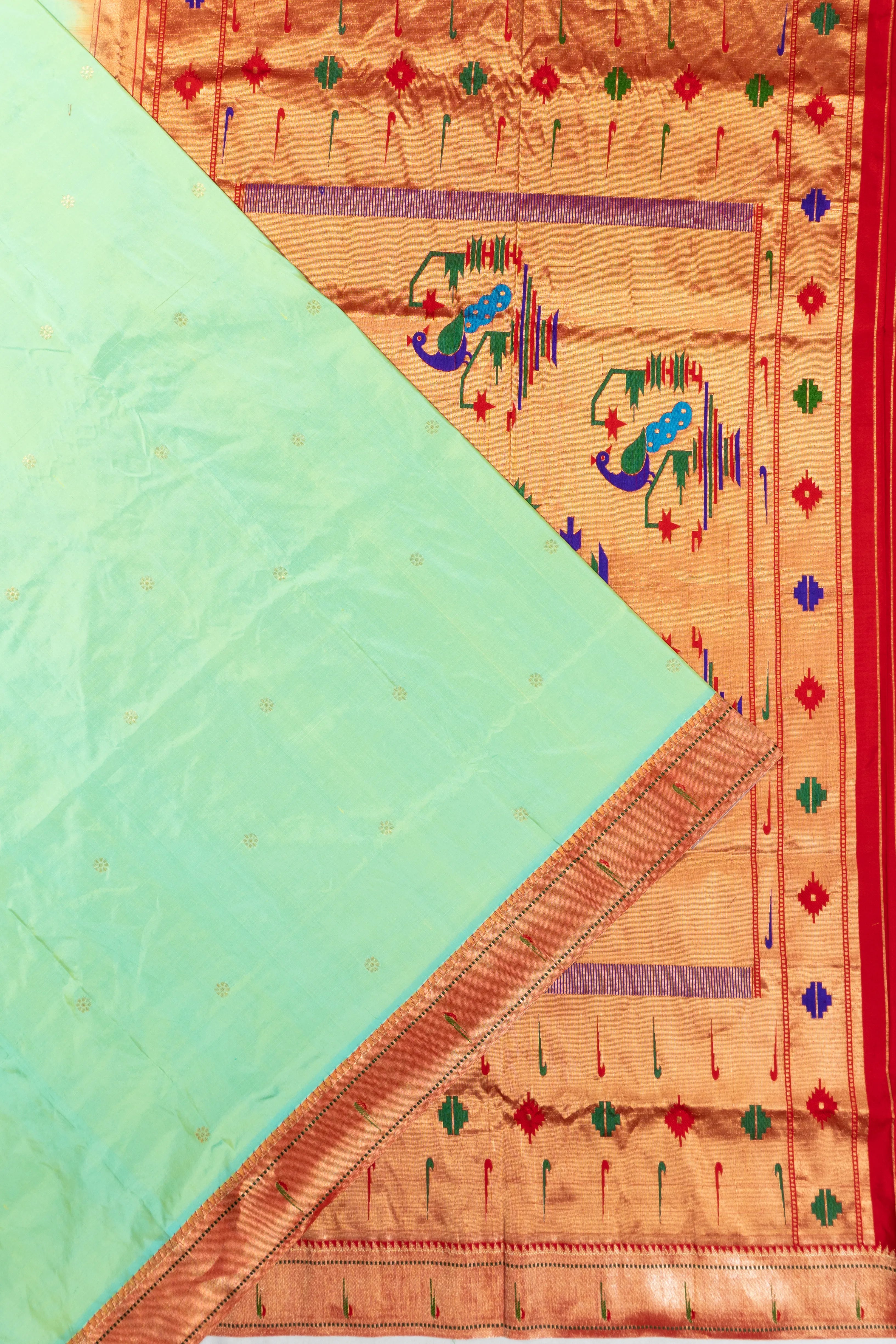 Muniya Silk Butta Green Saree