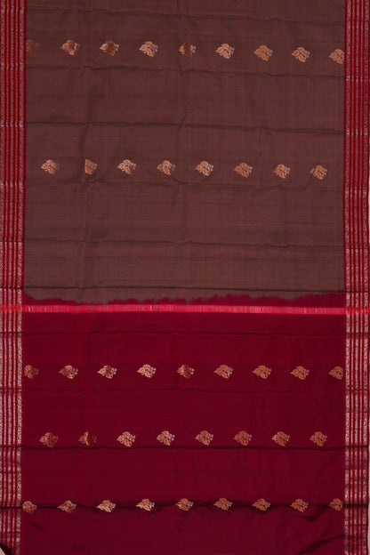 Taranga Kanchi Silk Oosi Lines And Butta Maroon Saree