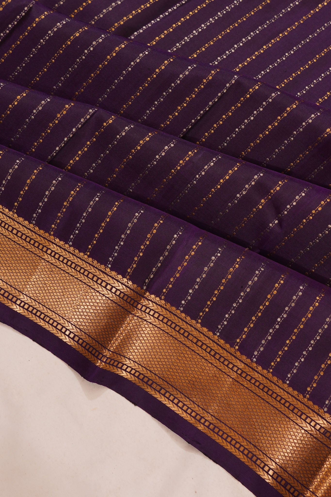 Taranga Kanchi Silk Vertcal Lines Violet Saree