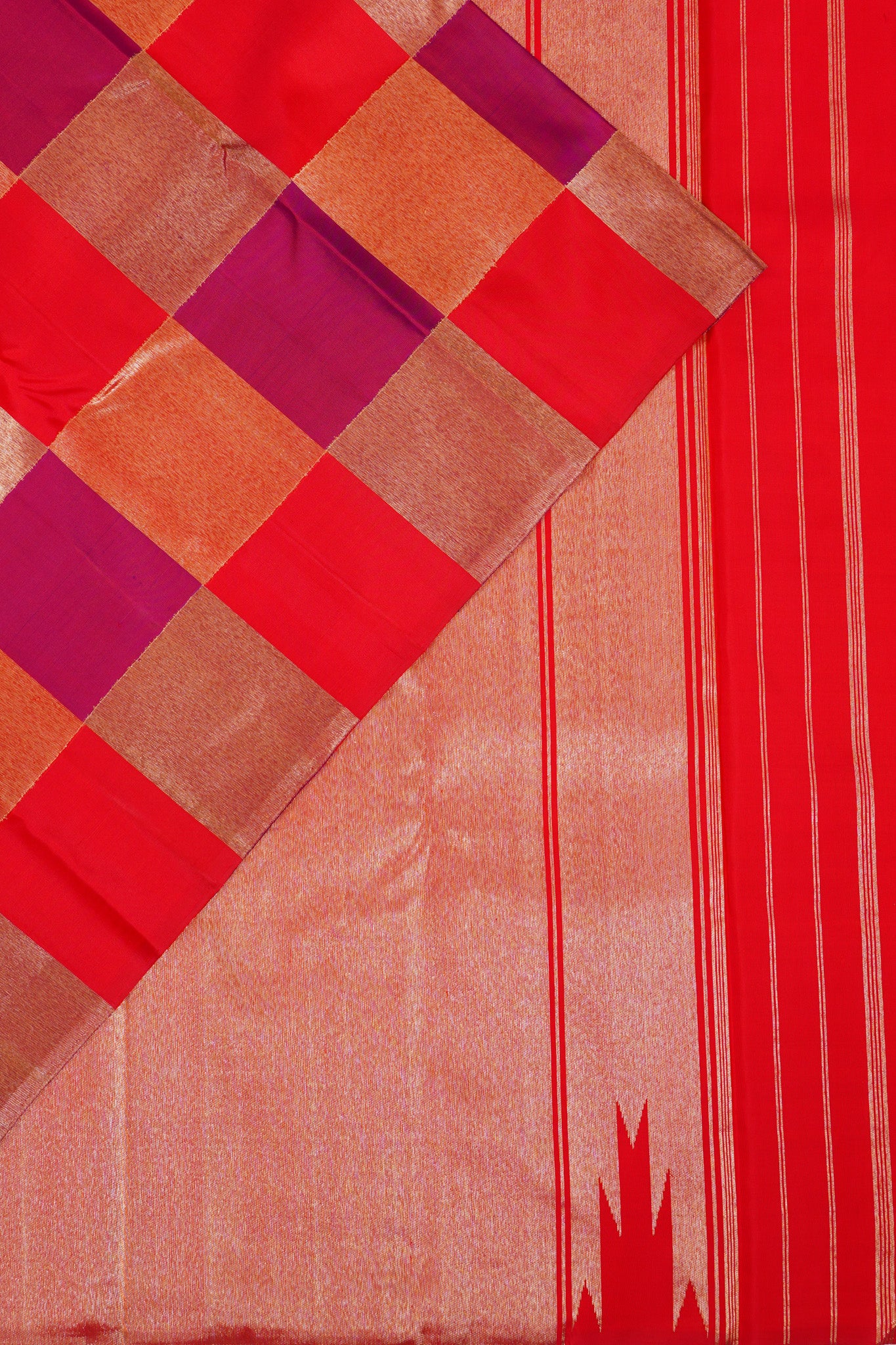 Kanchipuram Silk Checks Multicilour Red Saree