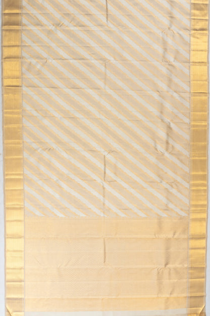 Kanchipuram Silk Tissue Leheriya Jaal White Saree