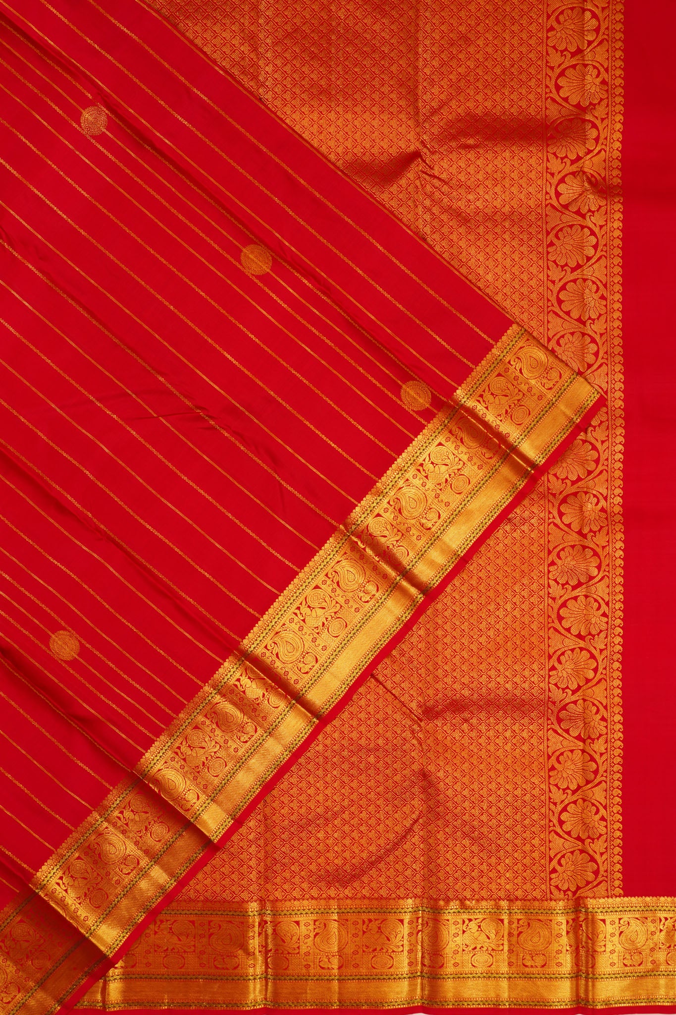 Taranga Kanchi Silk Vertical Iines And Butta Red Saree