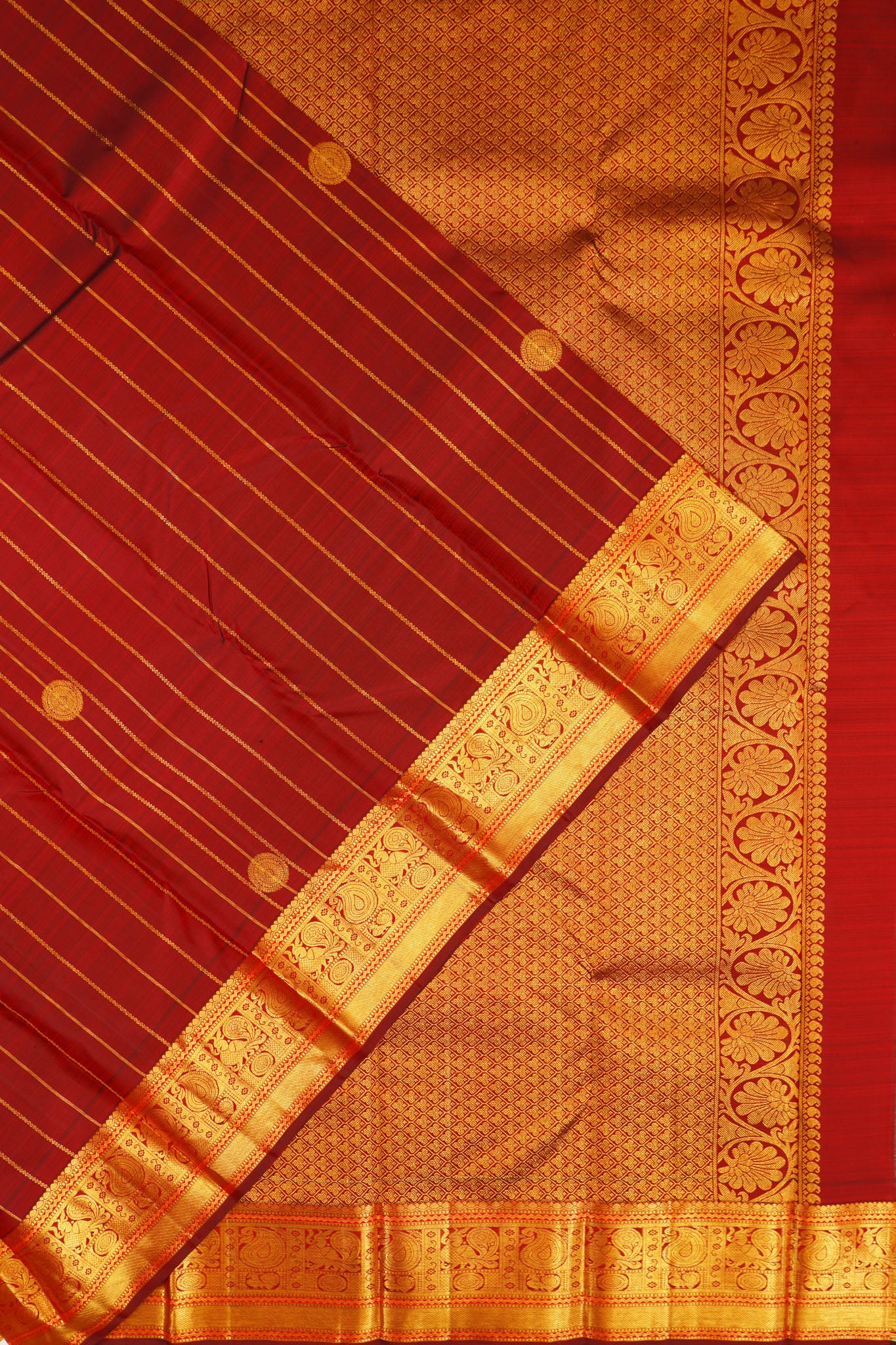 Taranga Kanchi Silk Vertical Iines And Butta Red Saree