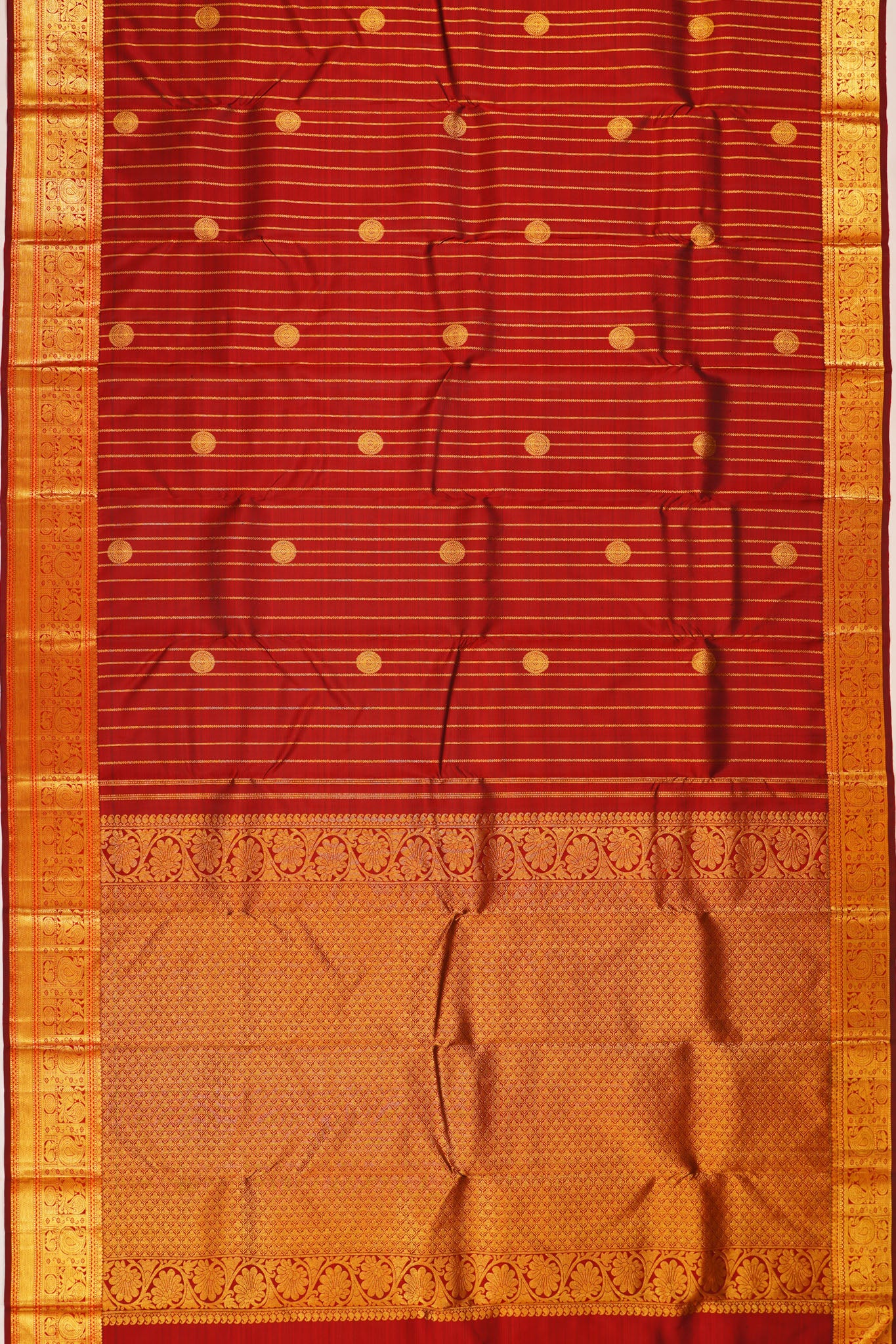 Taranga Kanchi Silk Vertical Iines And Butta Red Saree