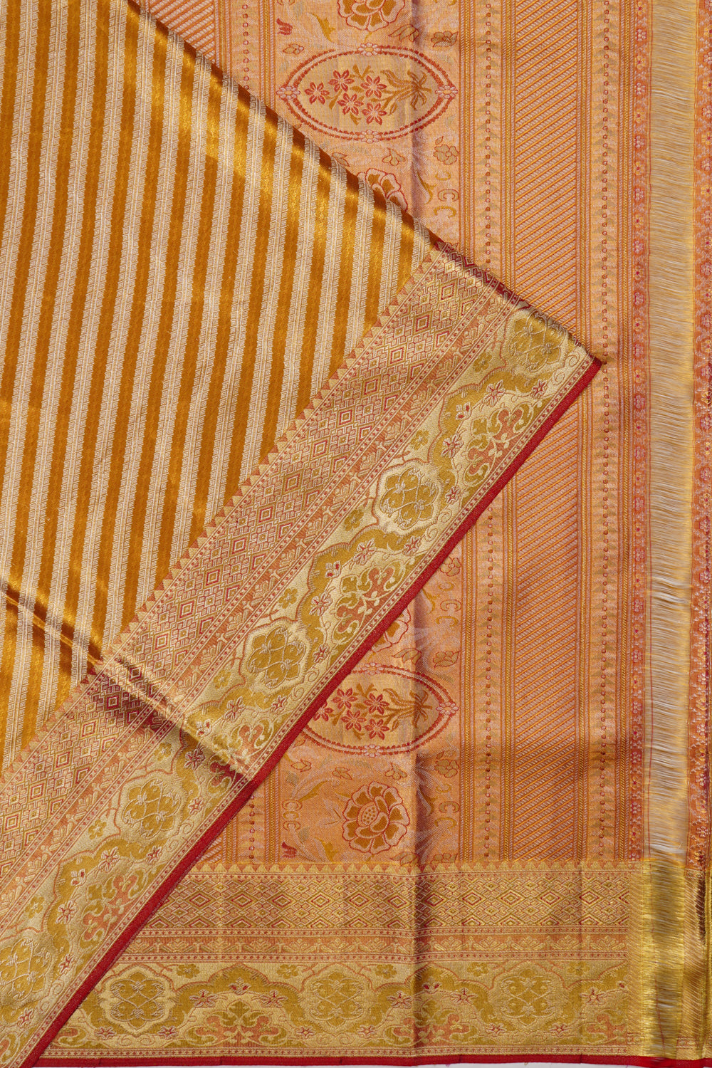 Kanchipuram Silk Tissue Diagonal Lines Gold Saree