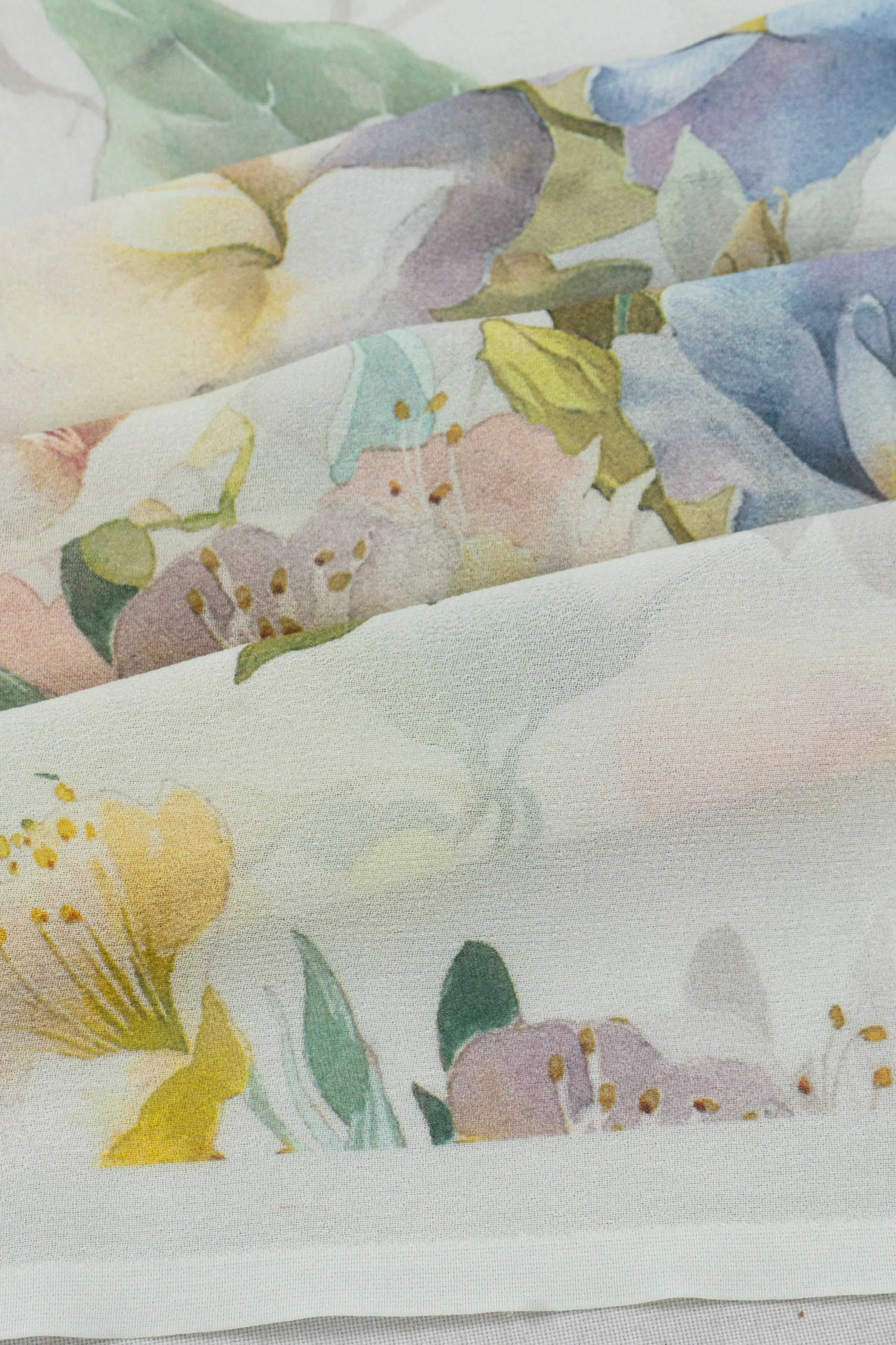 Crepe Floral Printed Off White Saree