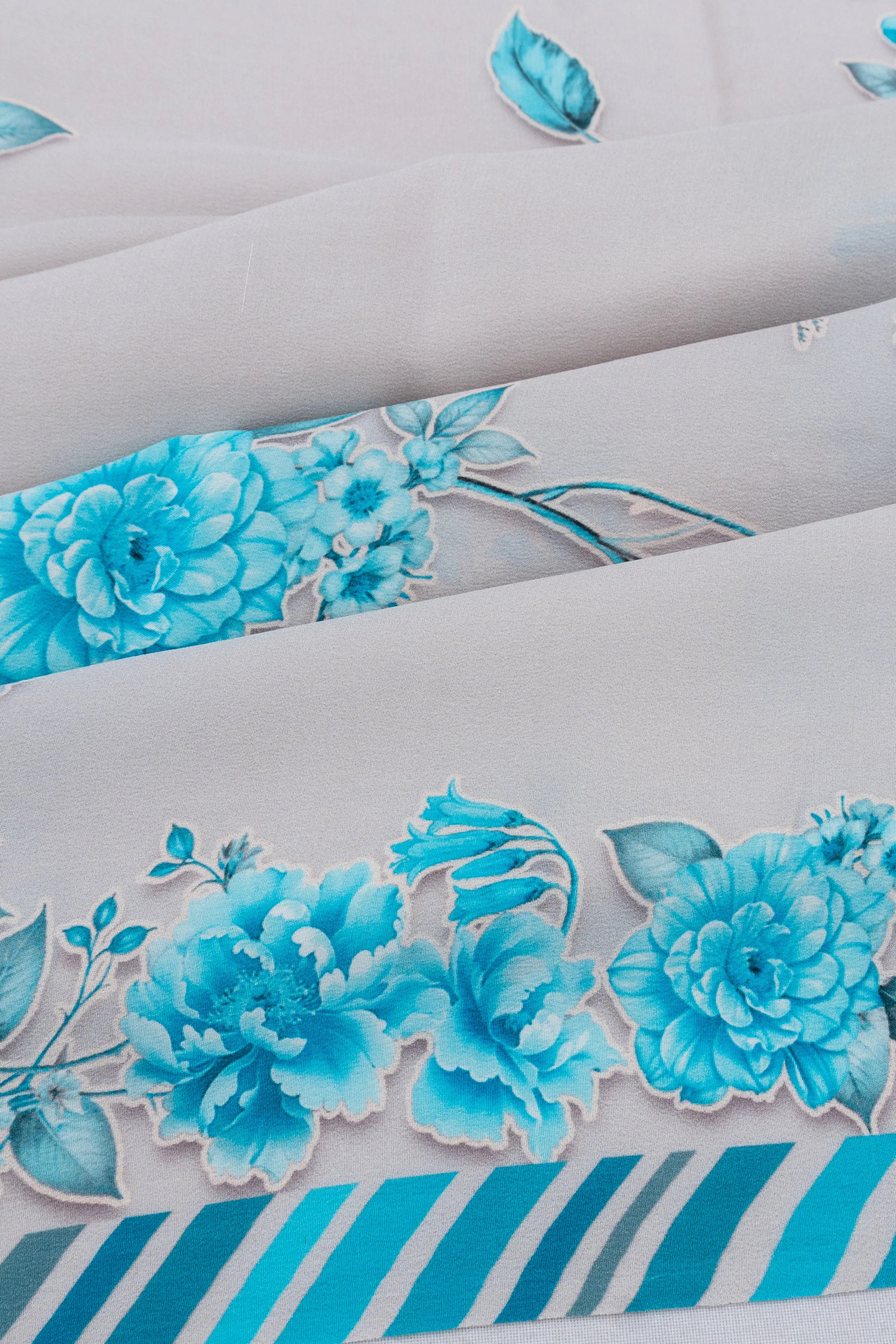 Georgette Floral Printed Pastel Grey Saree