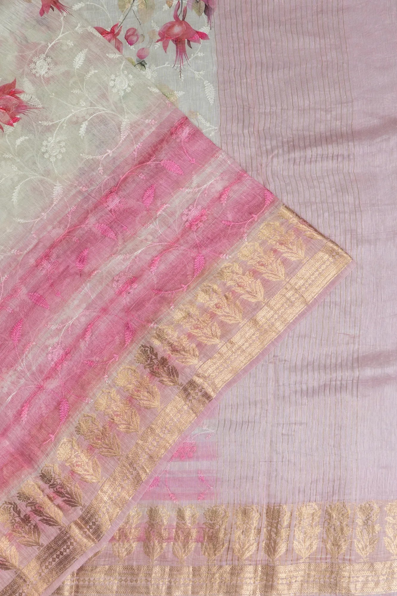 Linen Embroidery And Floral Printed White Saree