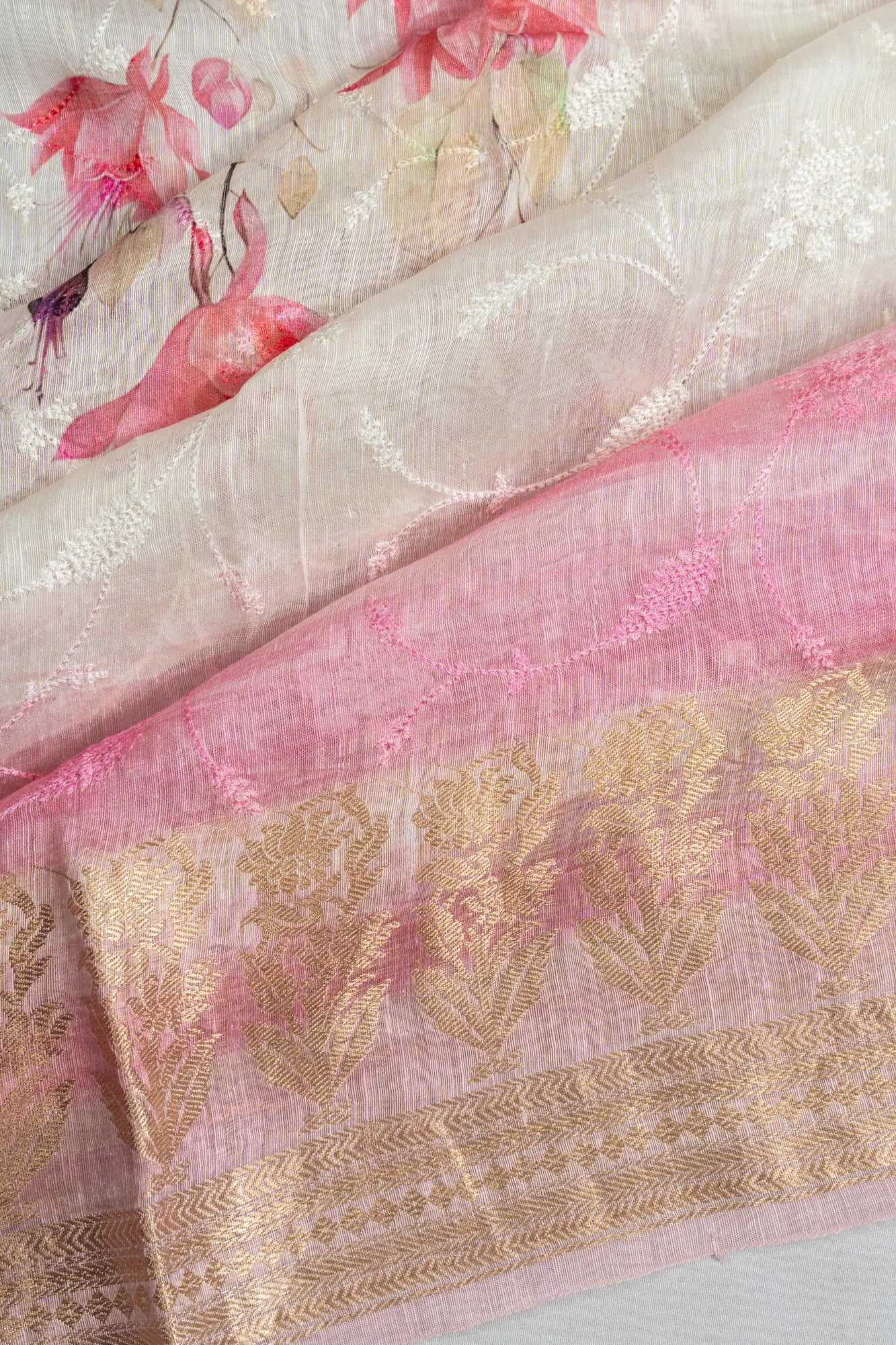 Linen Embroidery And Floral Printed White Saree