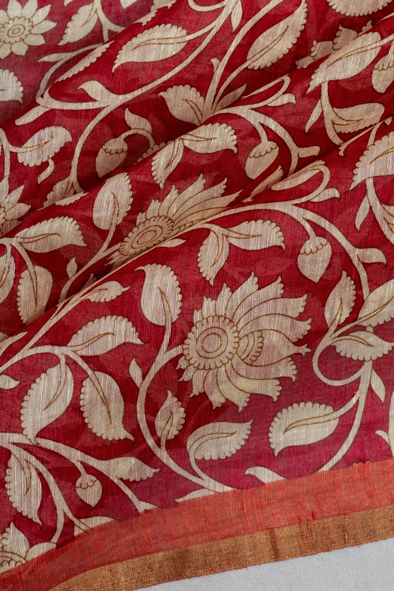 Linen Floral Printed Maroon Saree With Embroidery Pallu