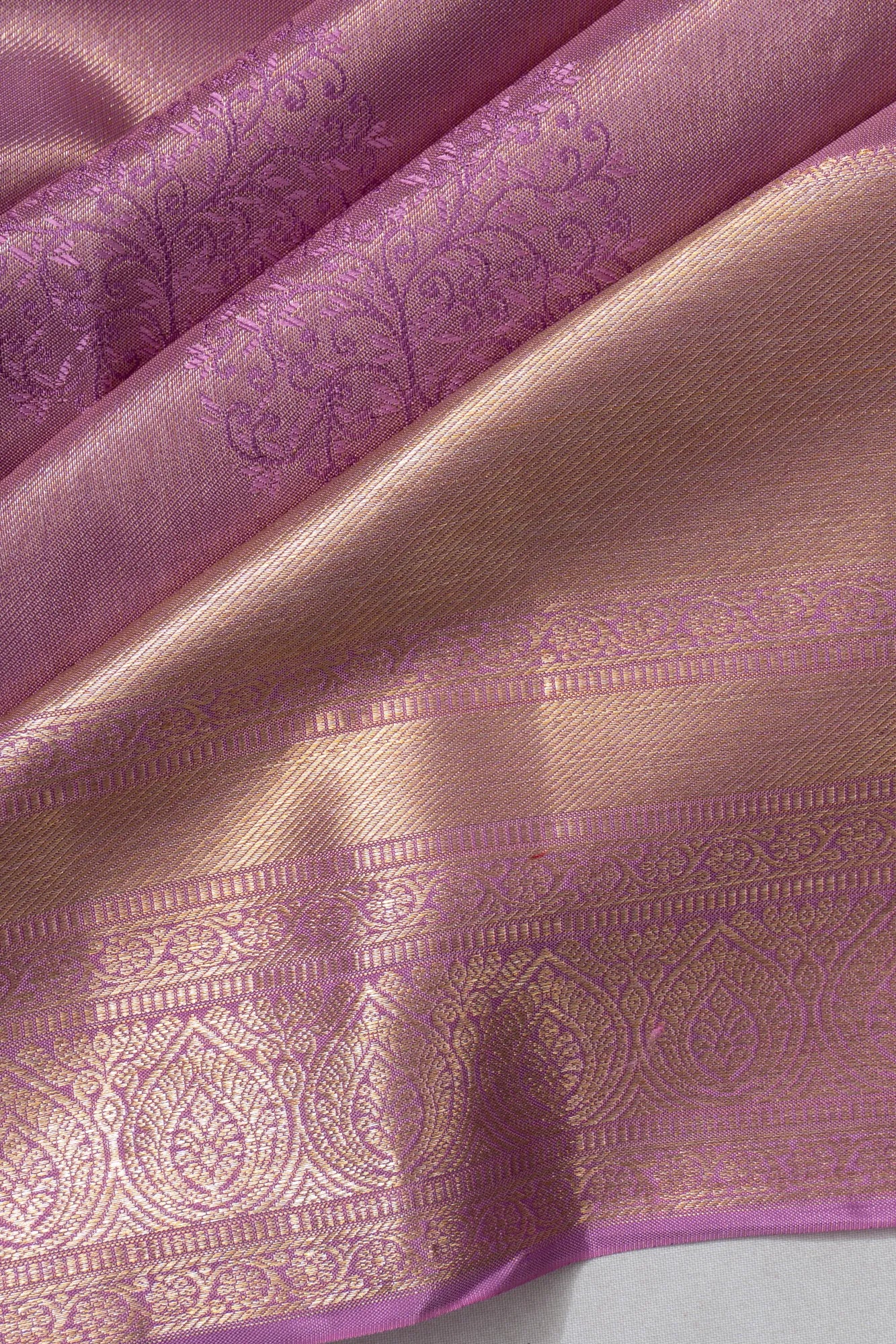 Taranga Kanchi Silk Tissue Butta Lavender Saree