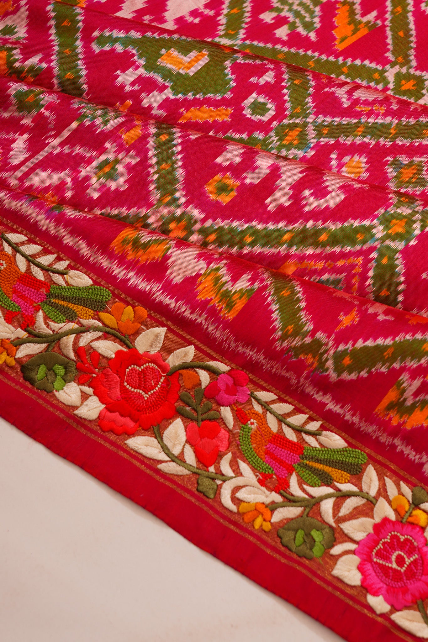 Pochampally Silk Ikat Pink Saree With Embroidery Border