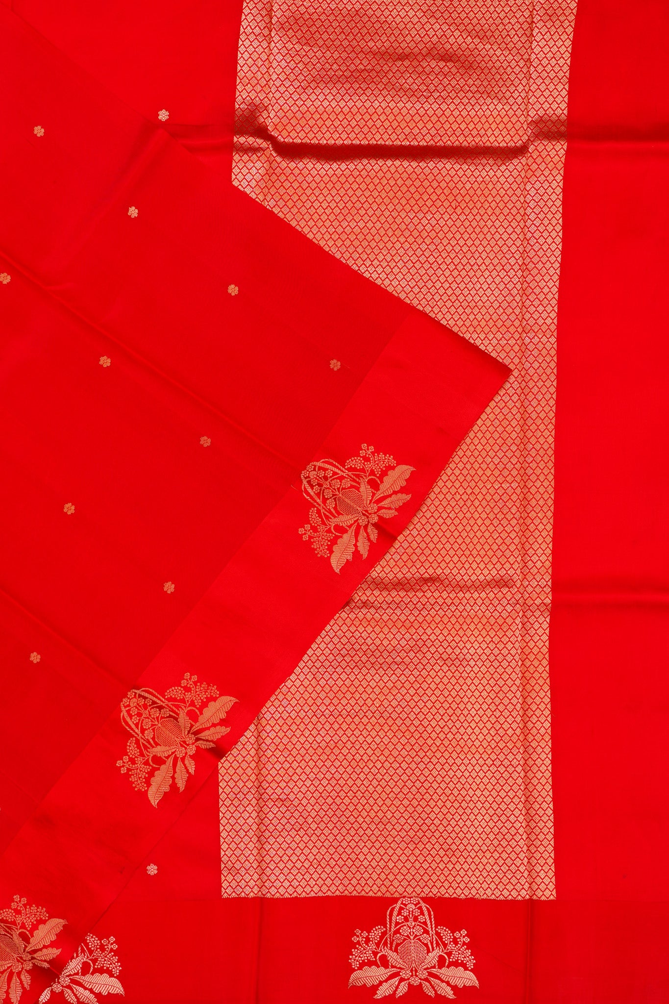 Banarasi Katan Silk Butta Red Saree