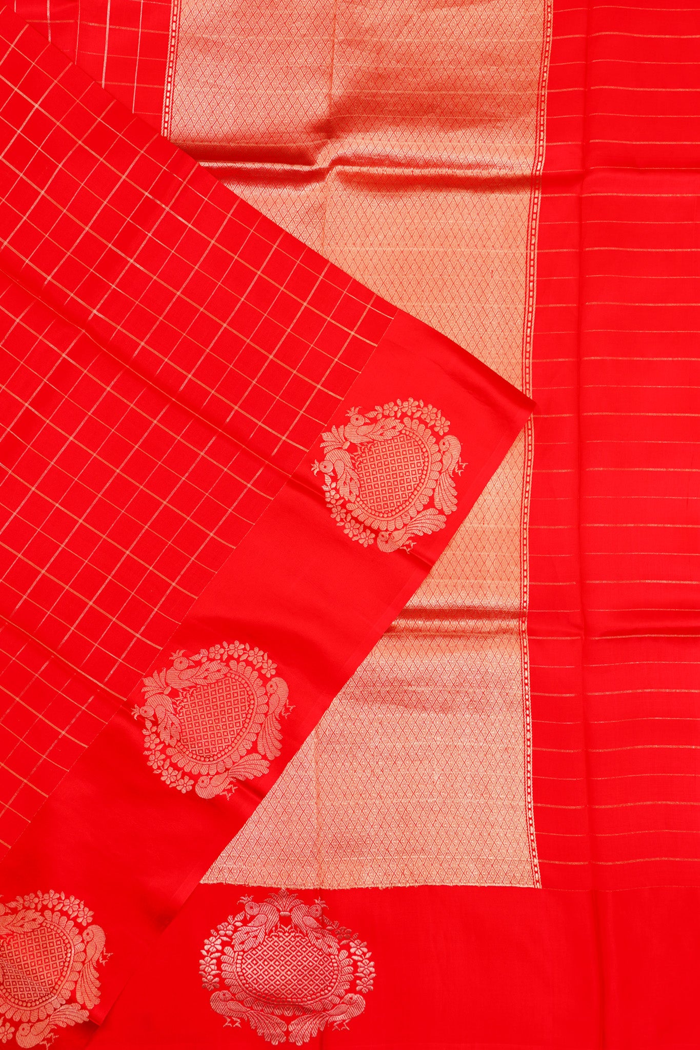 Banarasi Katan Silk Checks Red Saree