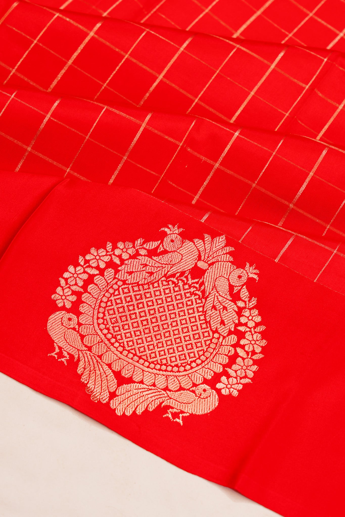 Banarasi Katan Silk Checks Red Saree