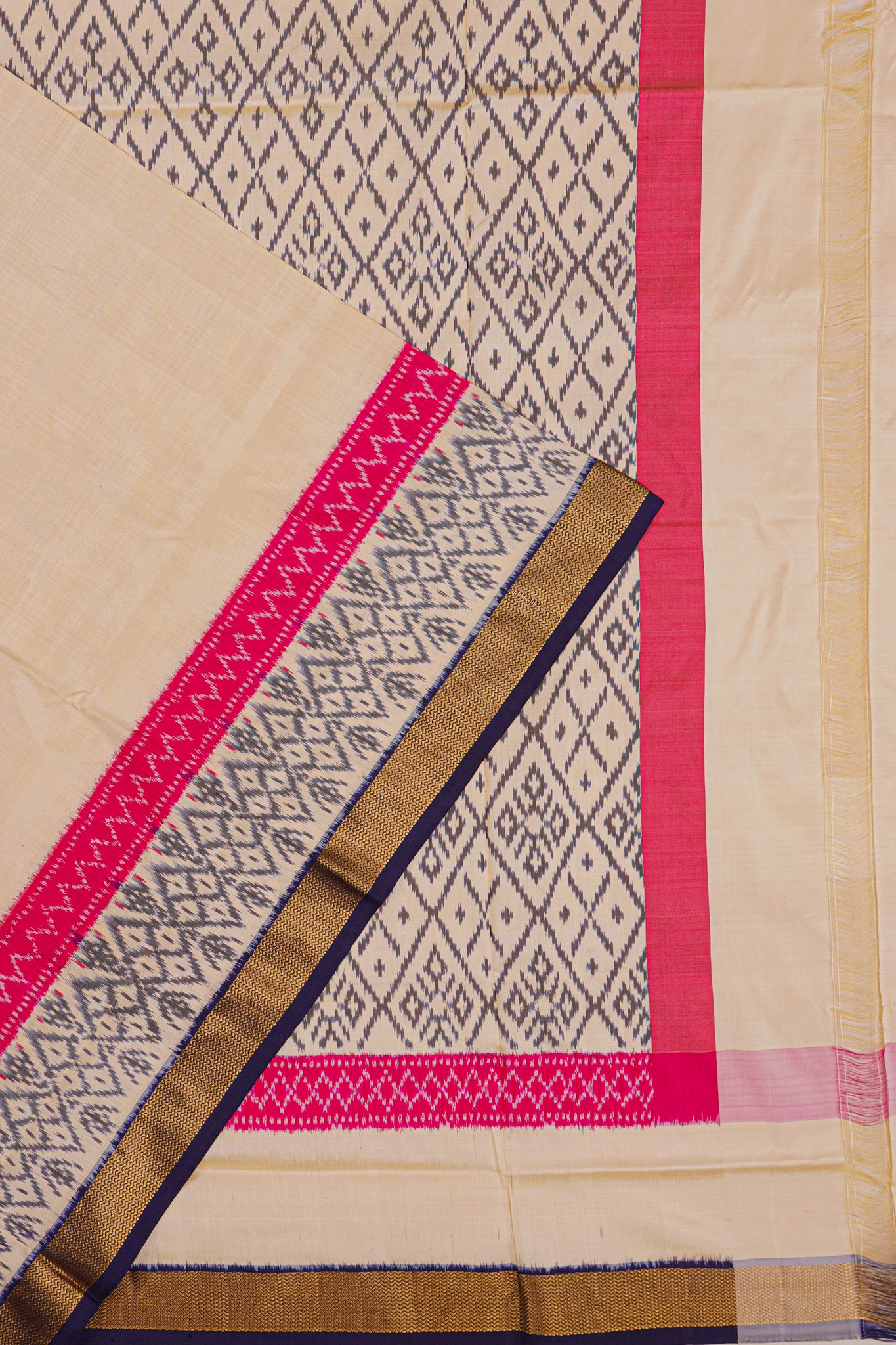 Pochampally Silk ikat Plain Cream Saree