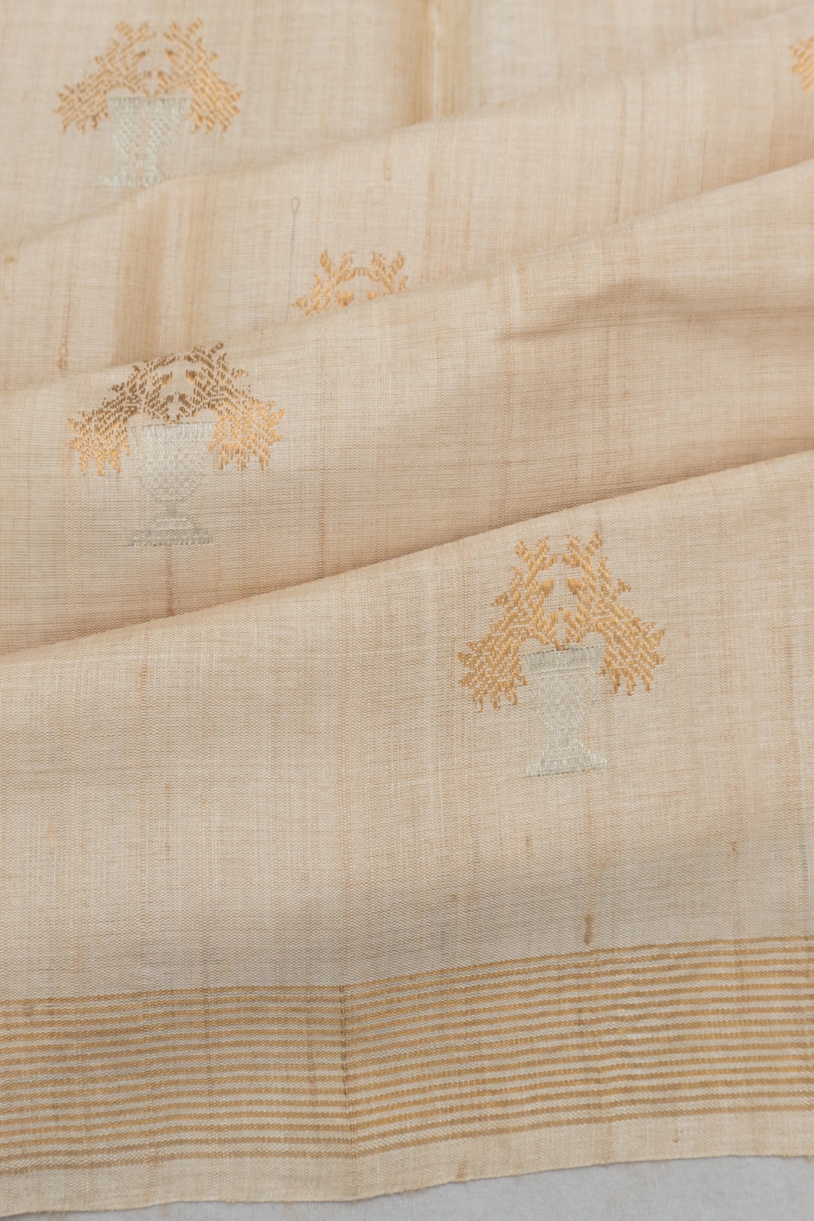 Tussar Butta Beige Saree