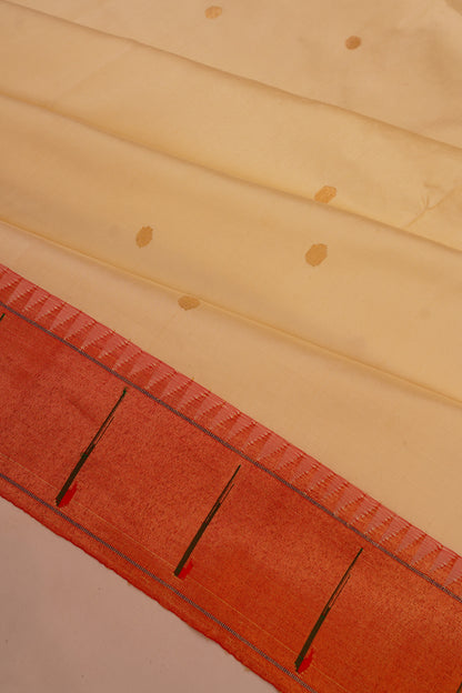 Paithani Silk Butta Cream Saree With Single Muniya Border