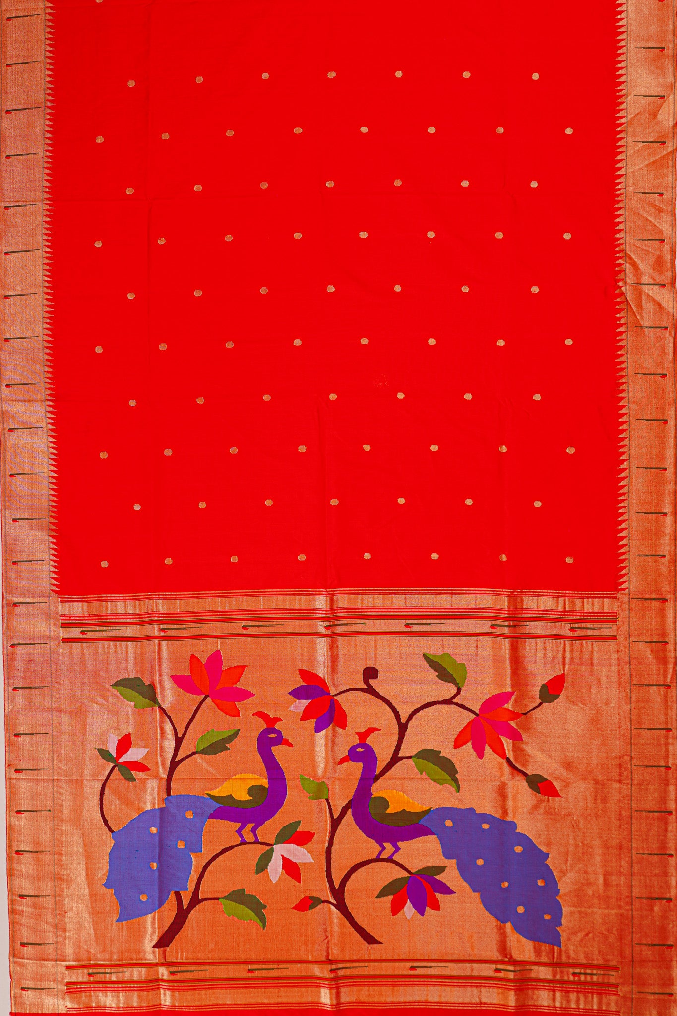 Paithani Silk Butta Red Saree With Single Muniya Border