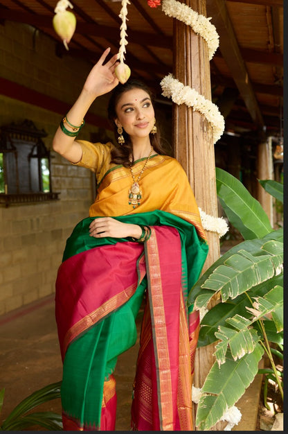 Kanchipuram Silk Plain Green Saree With Ganga Jamuna Border