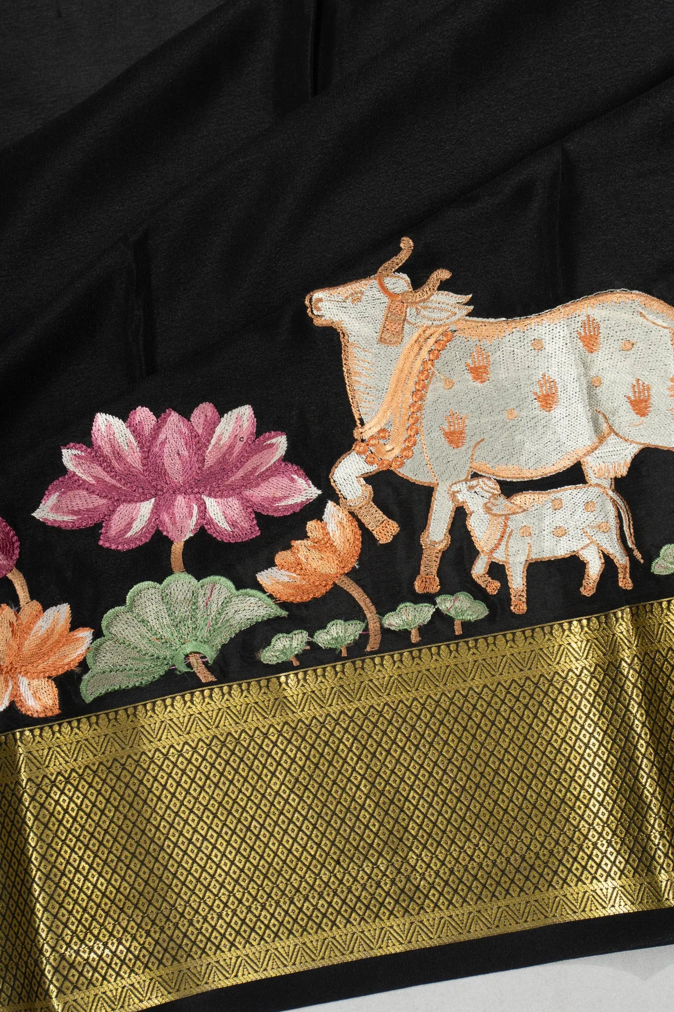 Binny Silk Plain Black Saree With Pichwai Prints