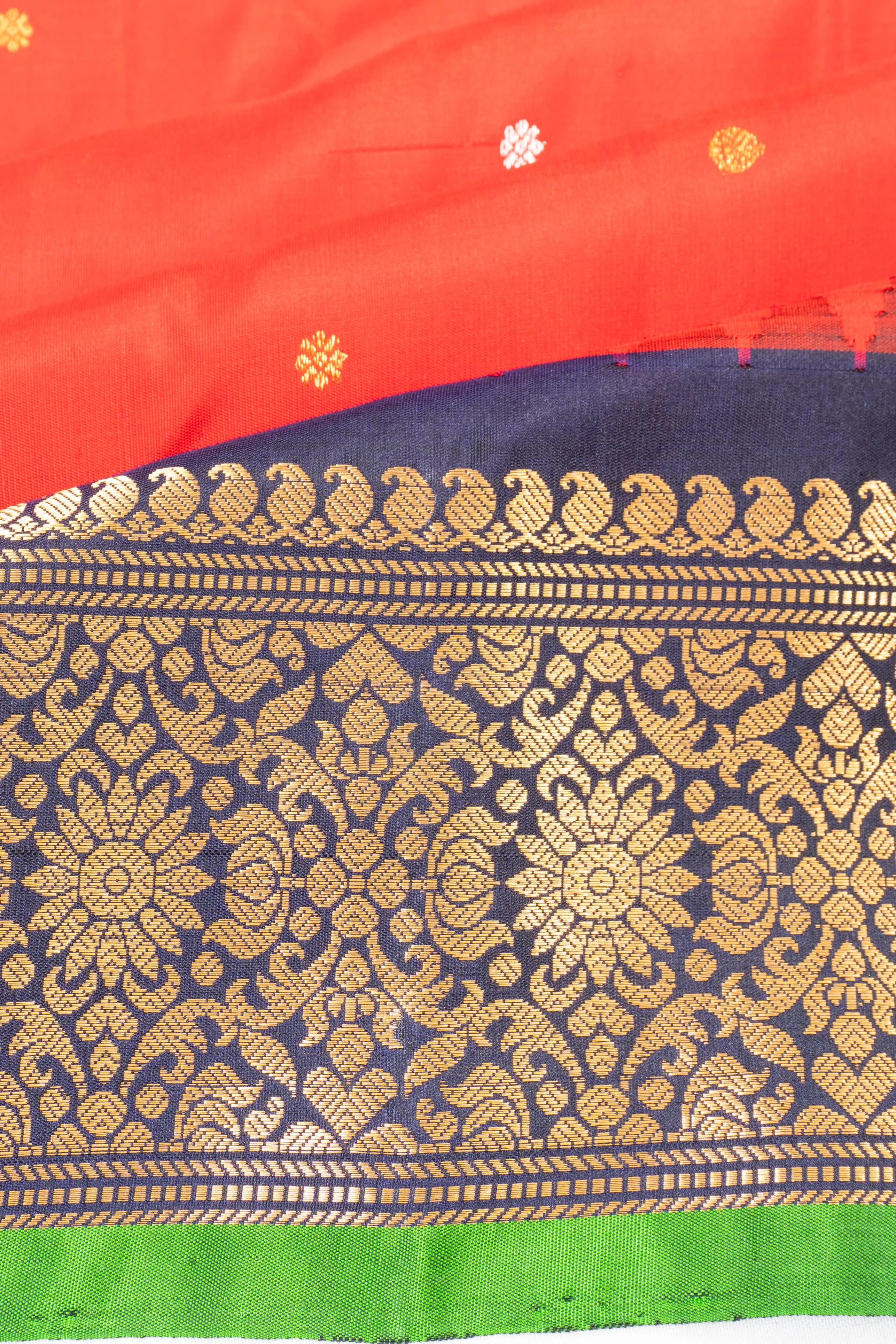 Gadwal Silk Butta Red Saree
