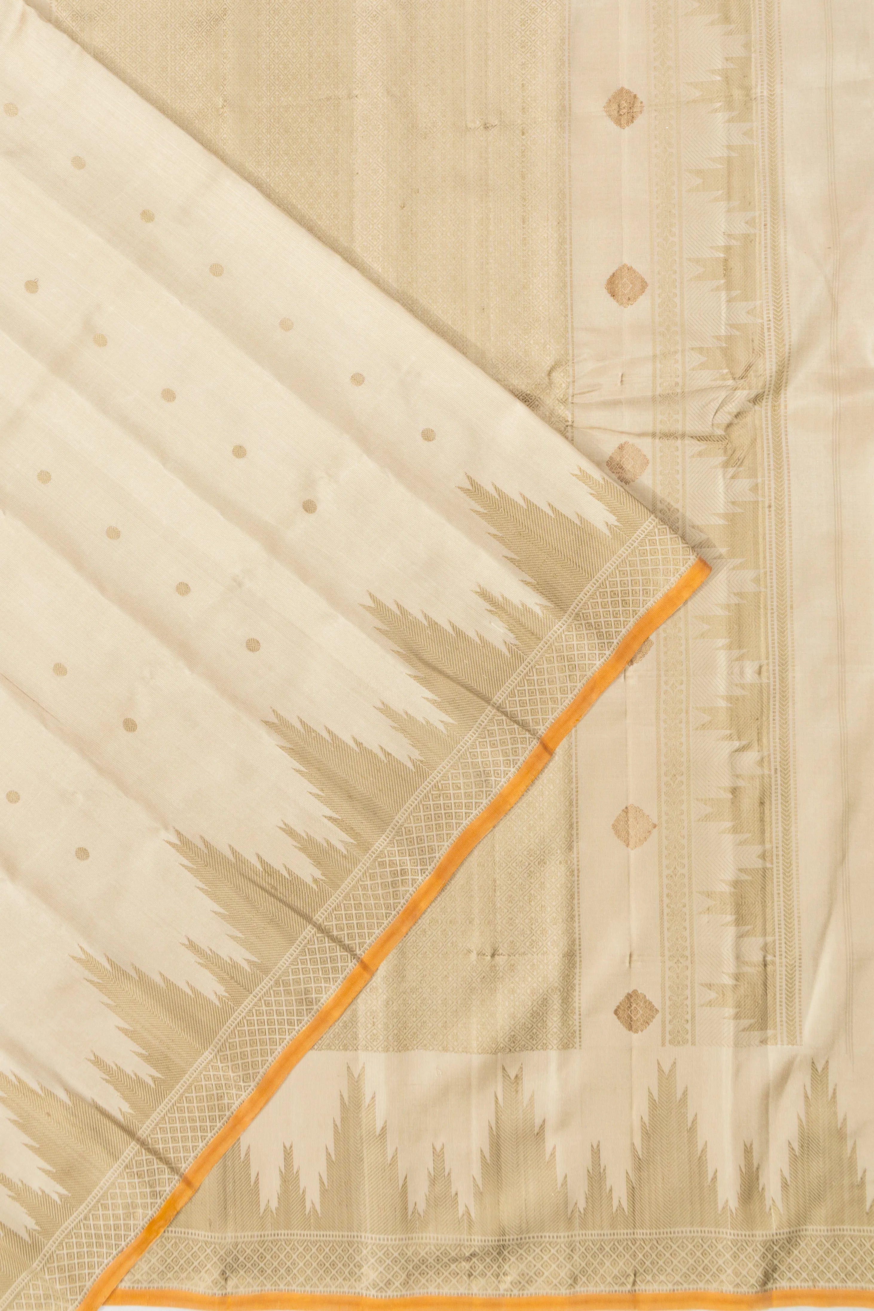 Gadwal Silk Butta Cream Saree