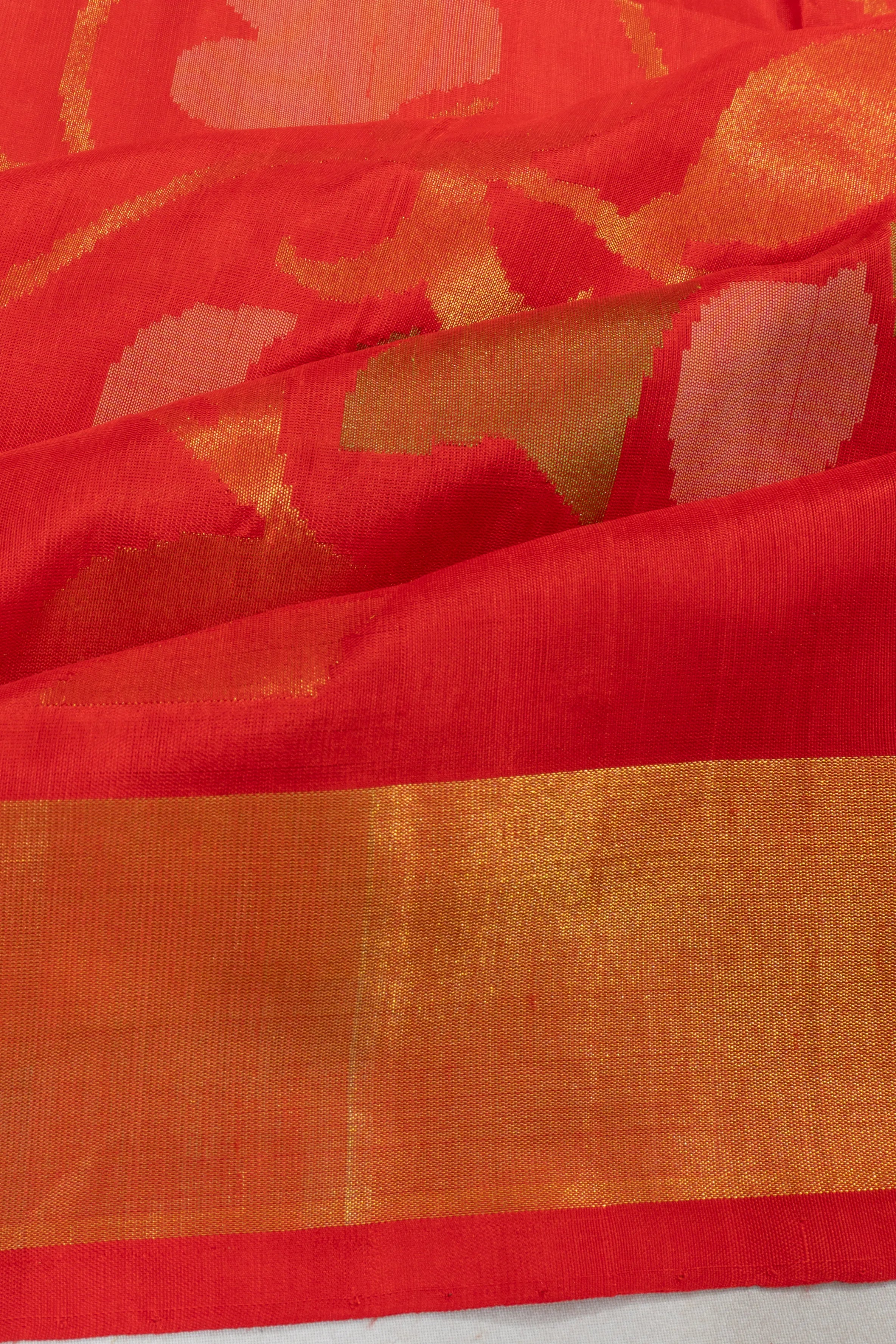 Uppada Silk Jamdani Jaal Red Saree