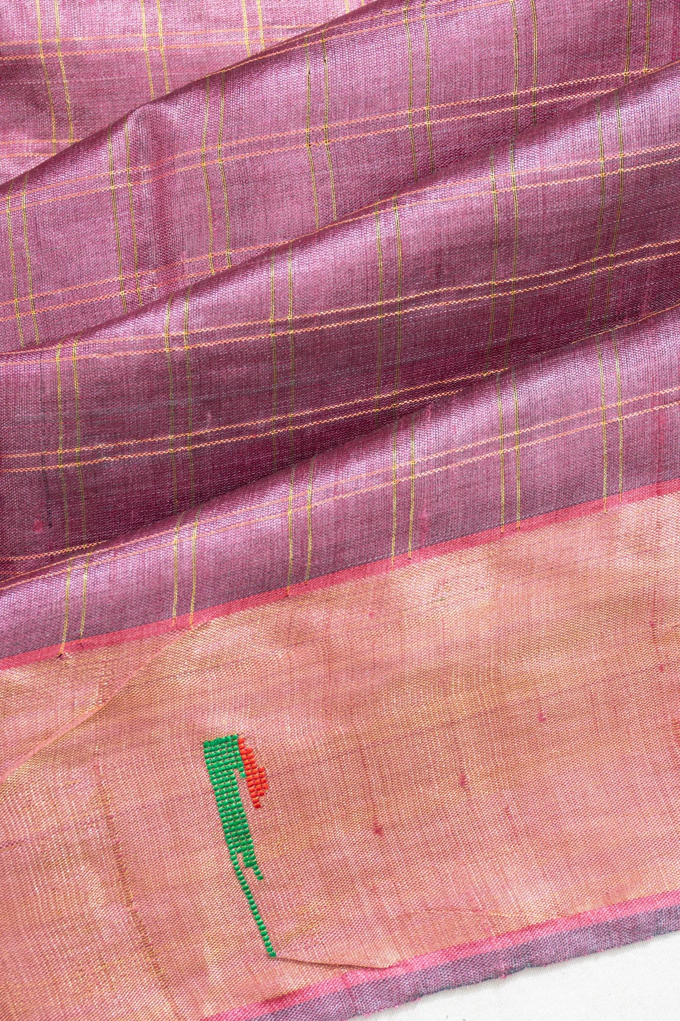 Tussar Checks Lilac Saree With Embroidery Pallu