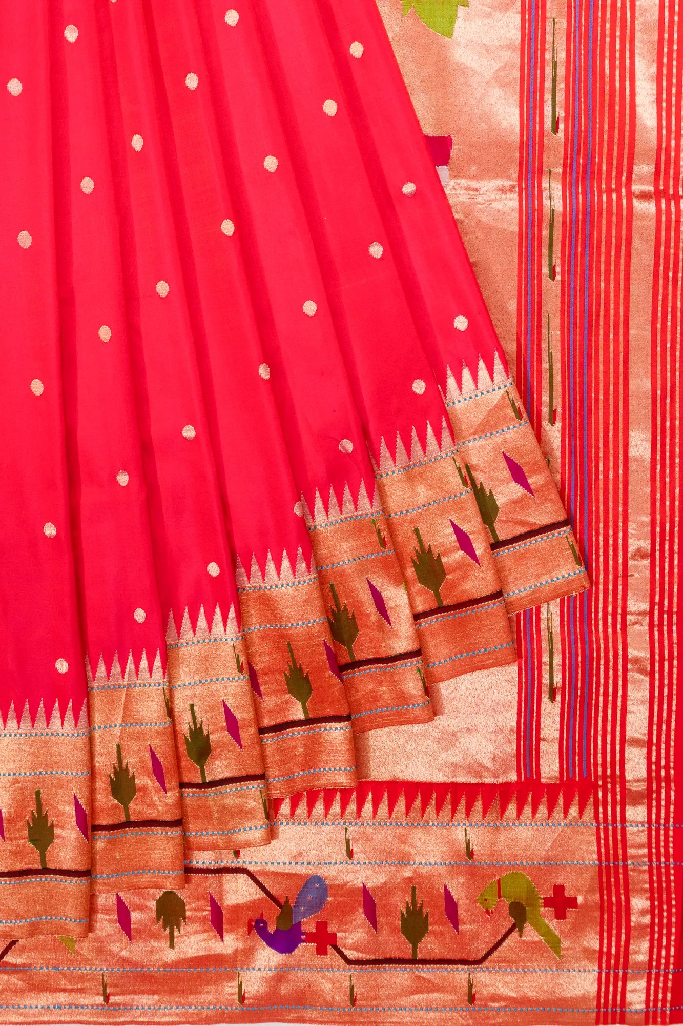 Paithani Silk Butta Pink Saree With Akruthi Border