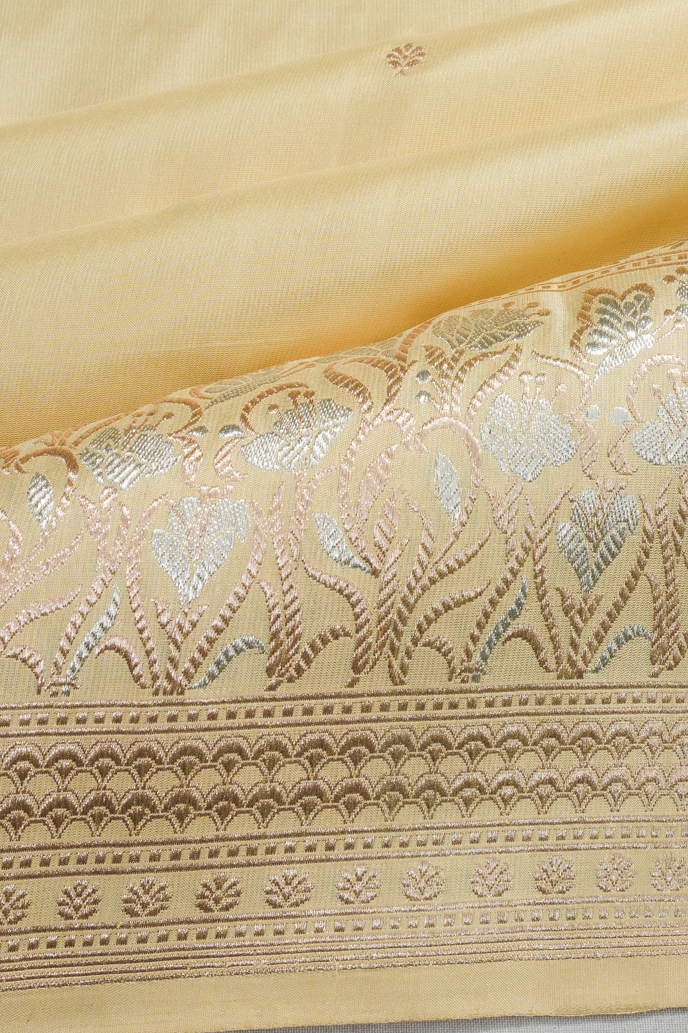 Banarasi Silk Kadwa Butta Cream Saree