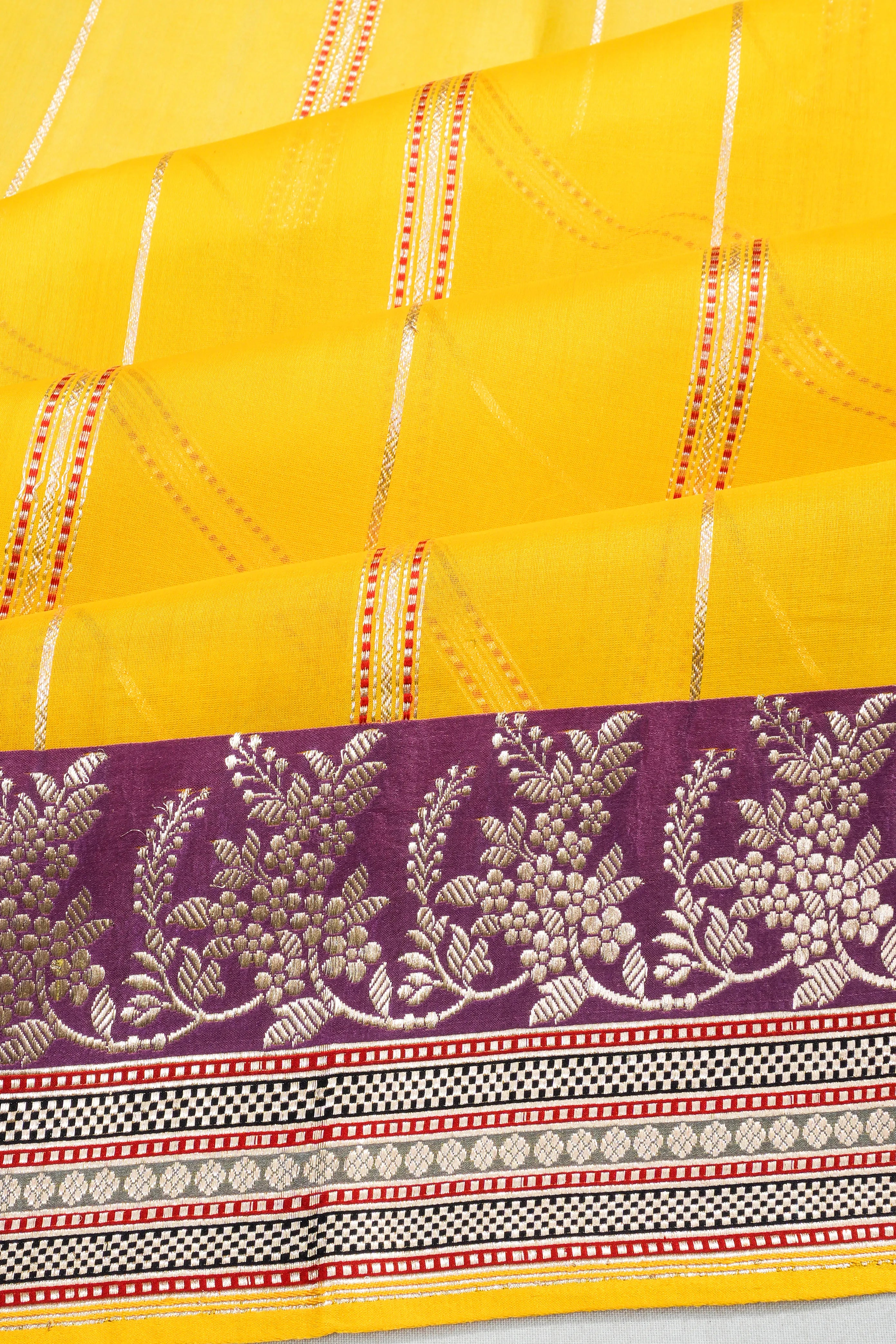 Banarasi Kora Organza Vertical Lines Yellow Saree