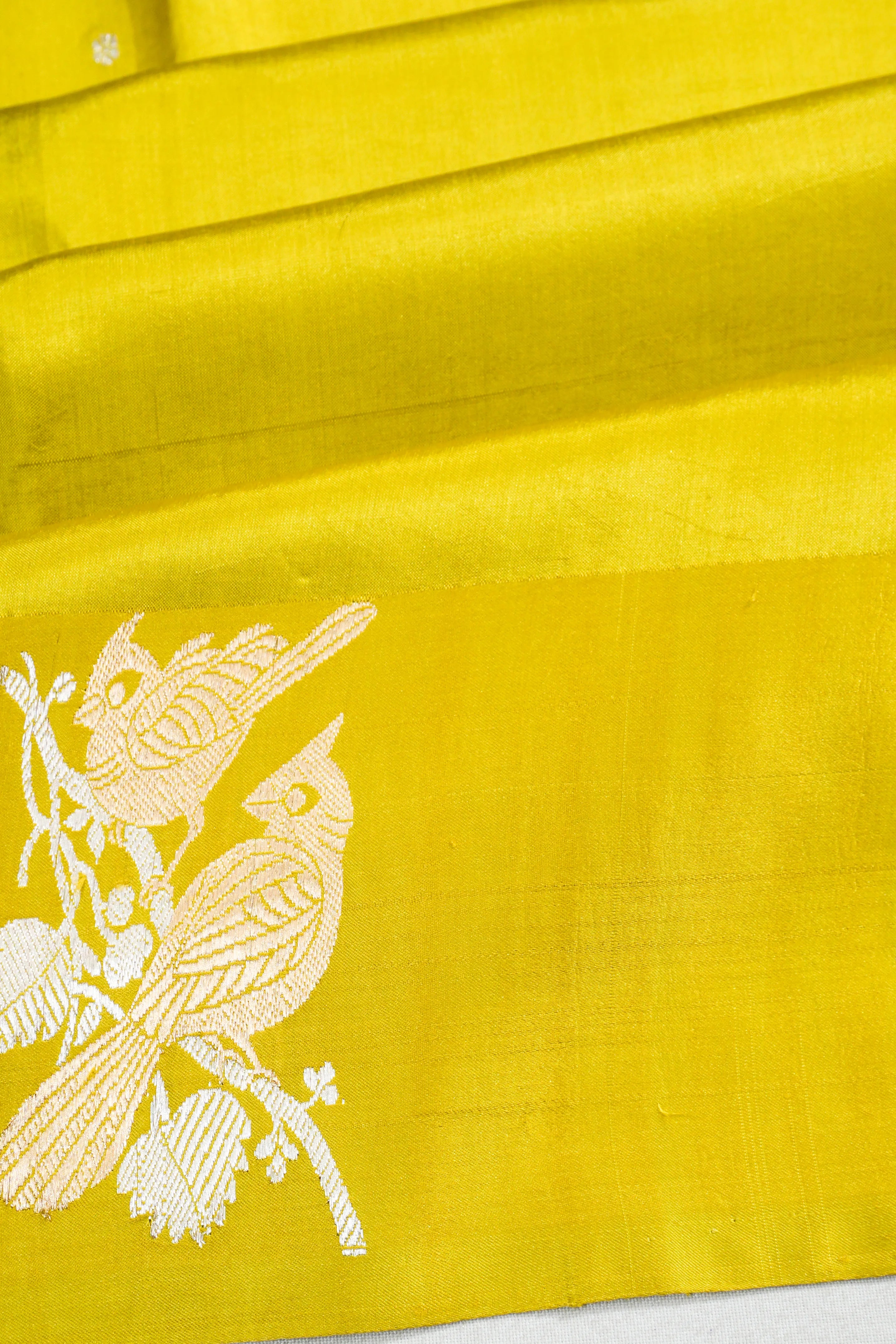 Banarasi Katan Silk Butta Mehendi Green Saree