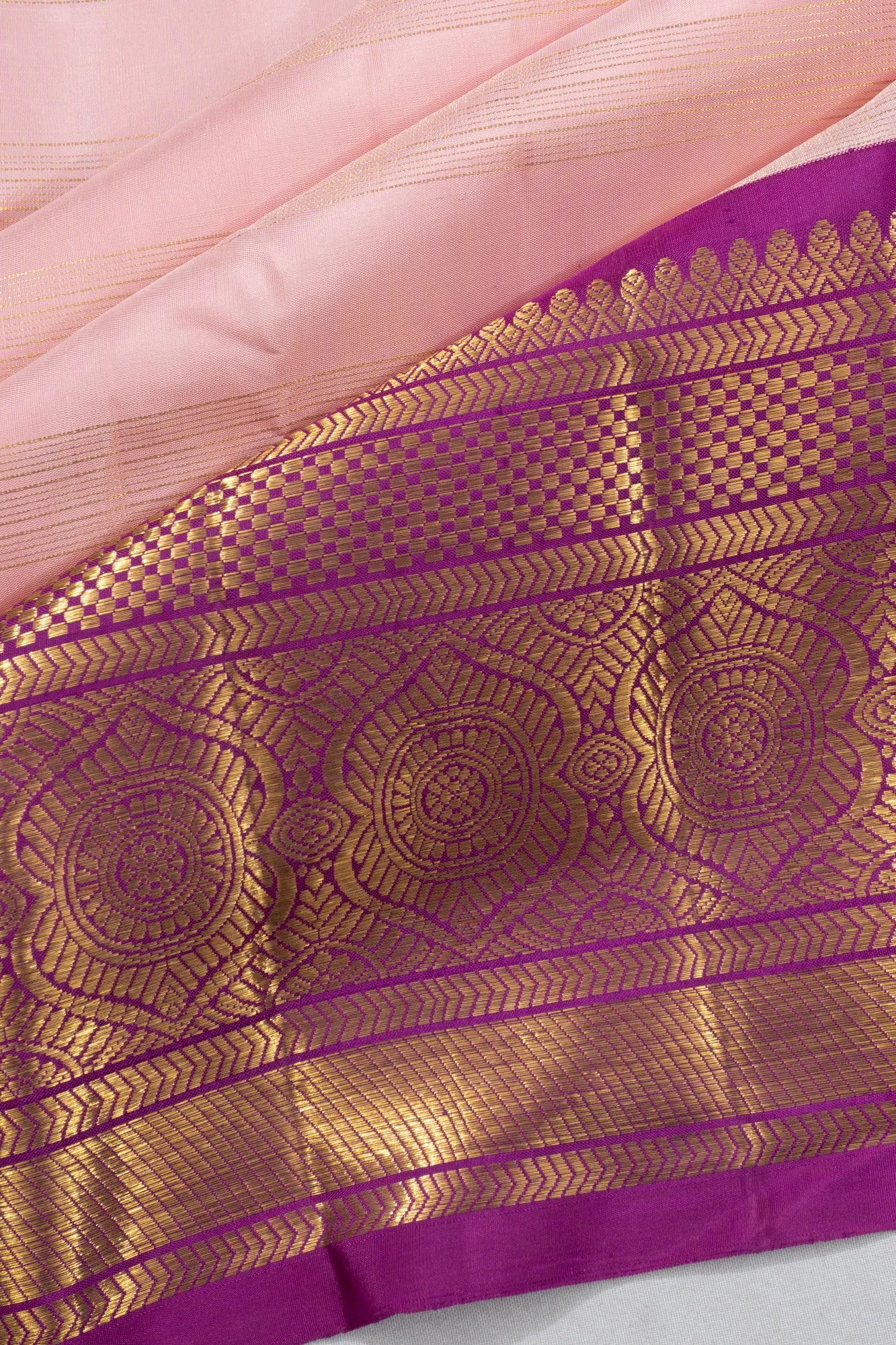 Classic Kanchipuram Silk Horizontal Lines Baby Pink Saree