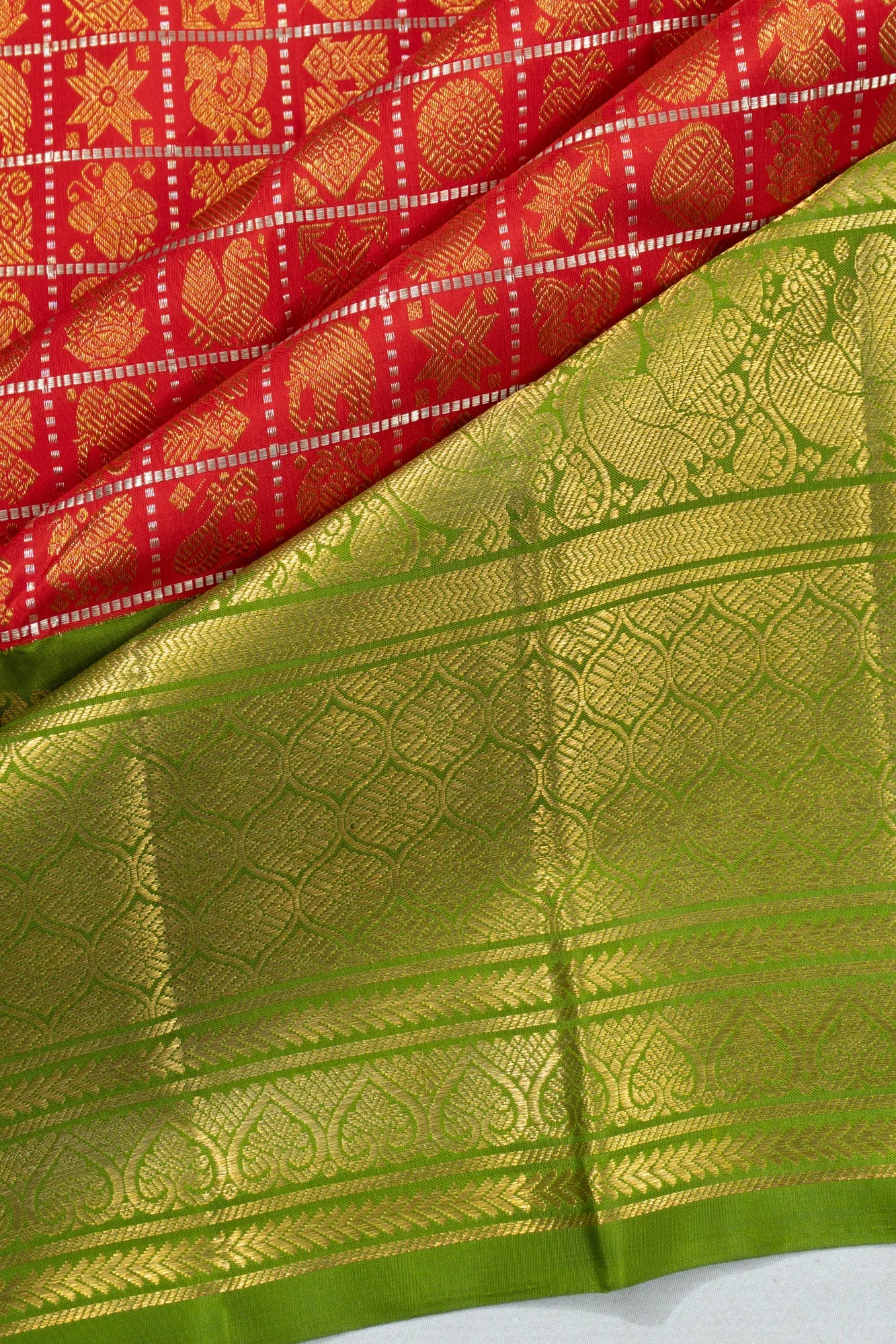 Kanchipuram Silk Checks And Butta Red Saree