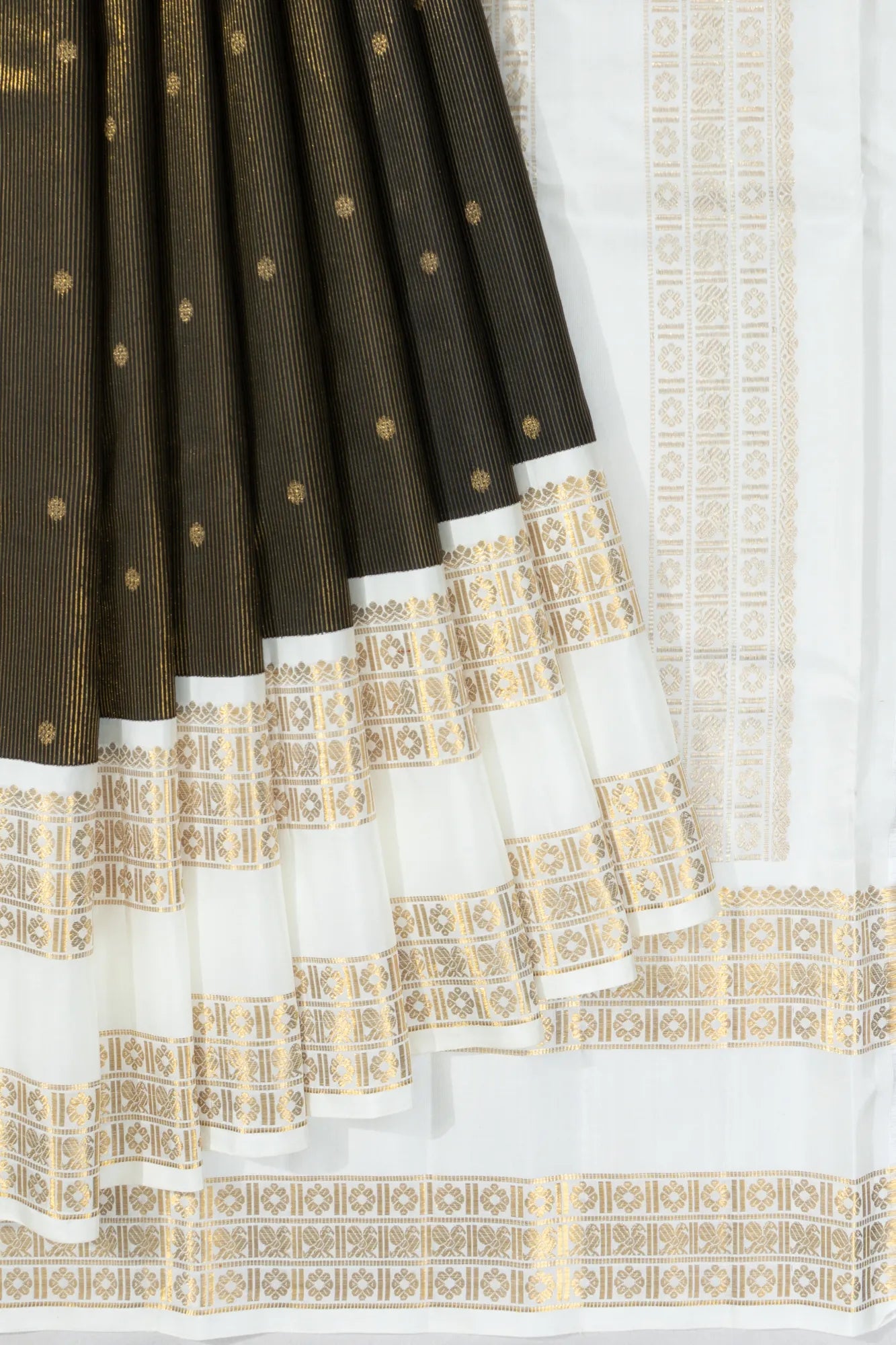 Classic Kanchipuram Silk Vertical Lines And Butta Black Saree