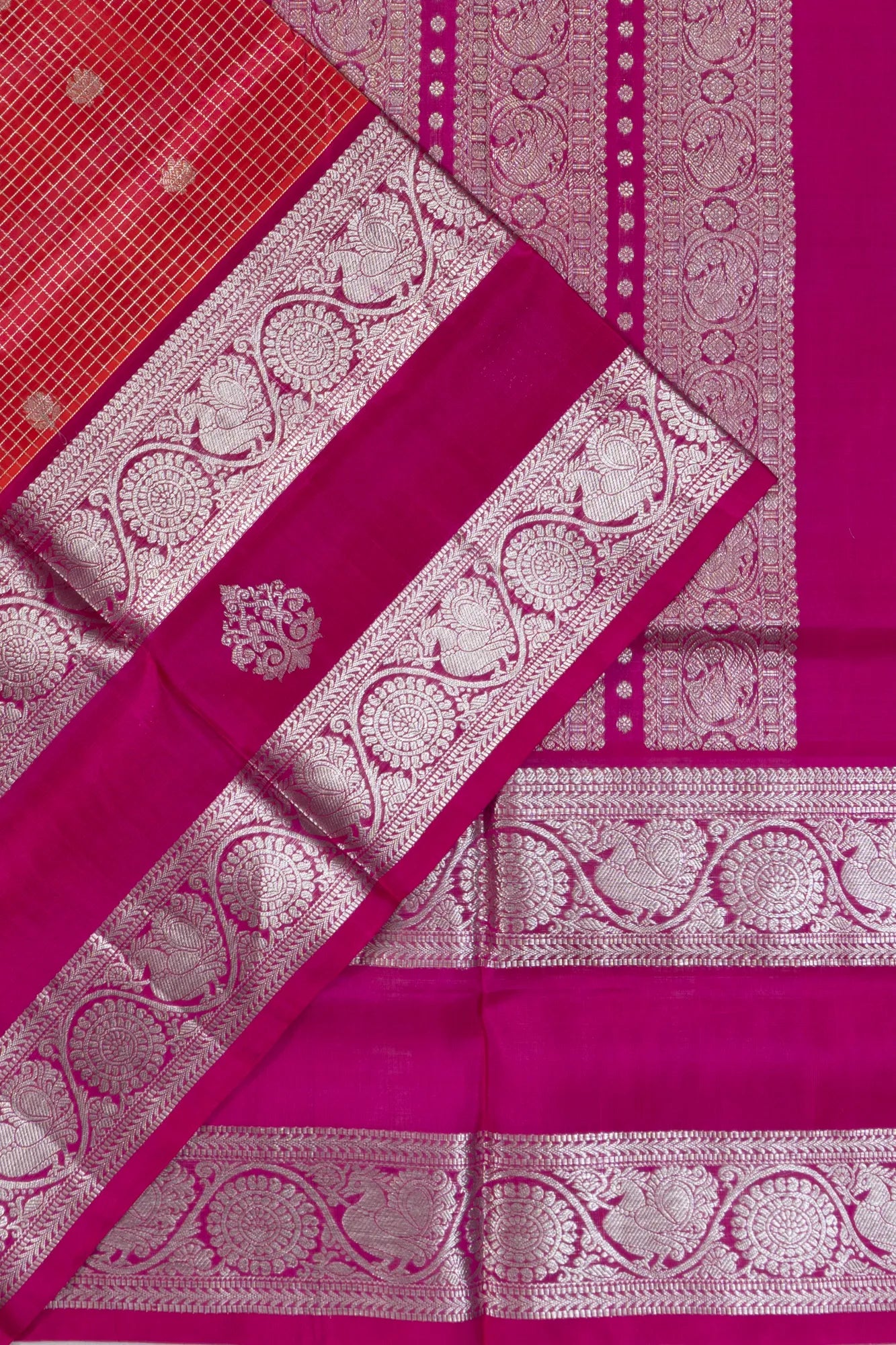 Venkatagiri Silk Checks And Butta Pink Saree