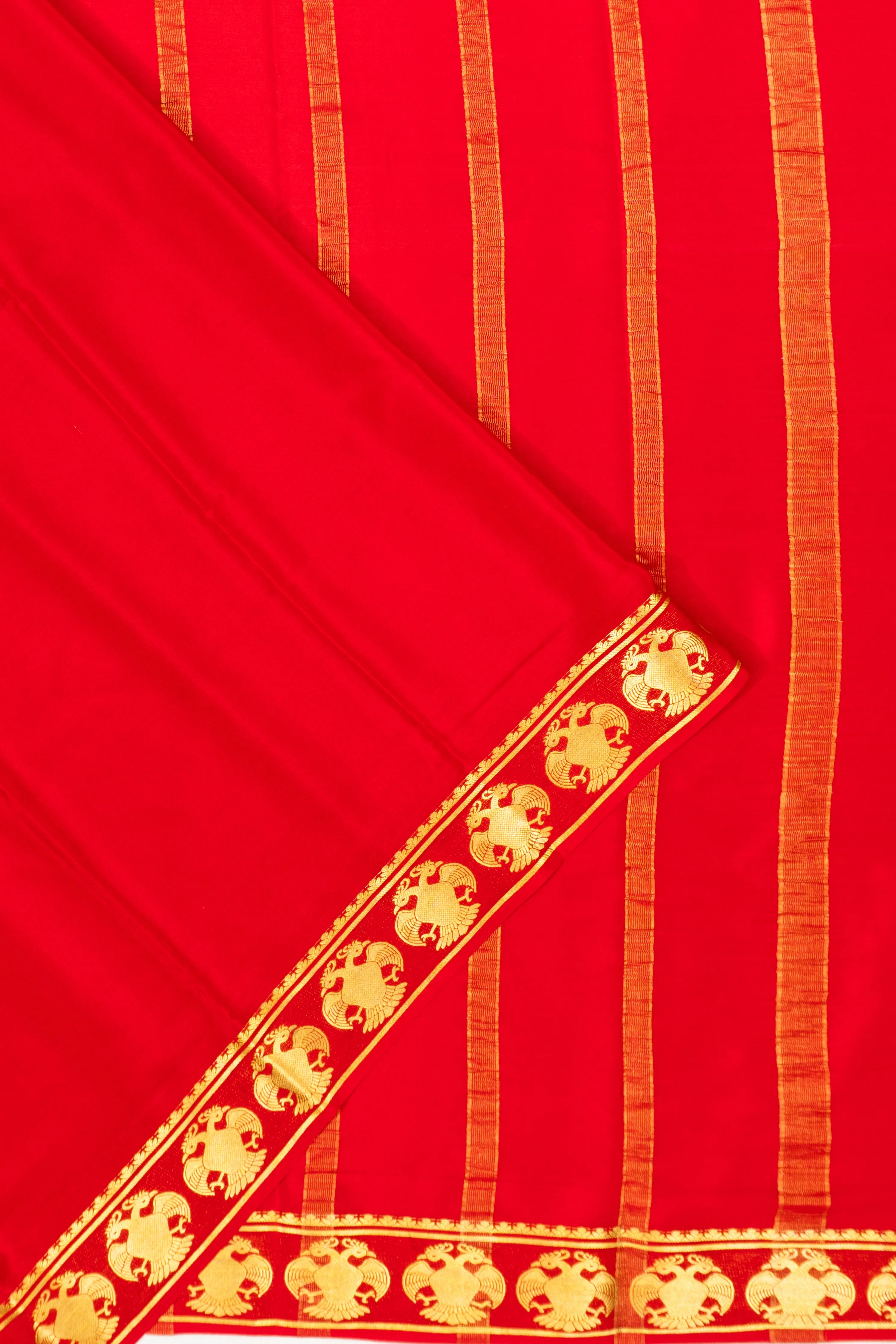 Binny Silk Plain Red Saree With Gandabherunda Border