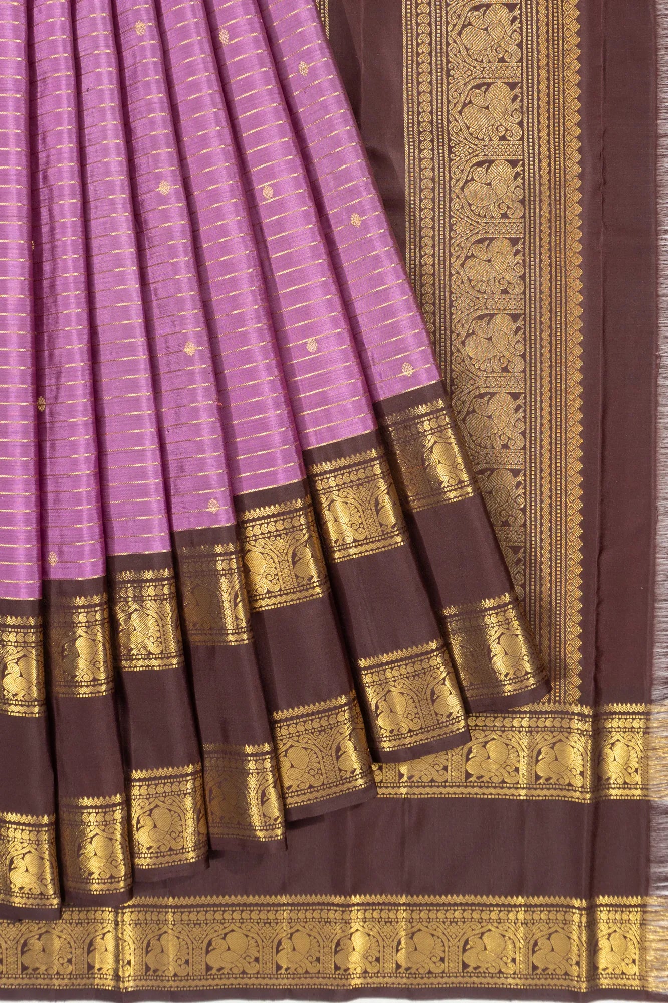 Kanchipuram Silk Horizontal Lines And Butta Lavender Saree With Rettai Pettu Border