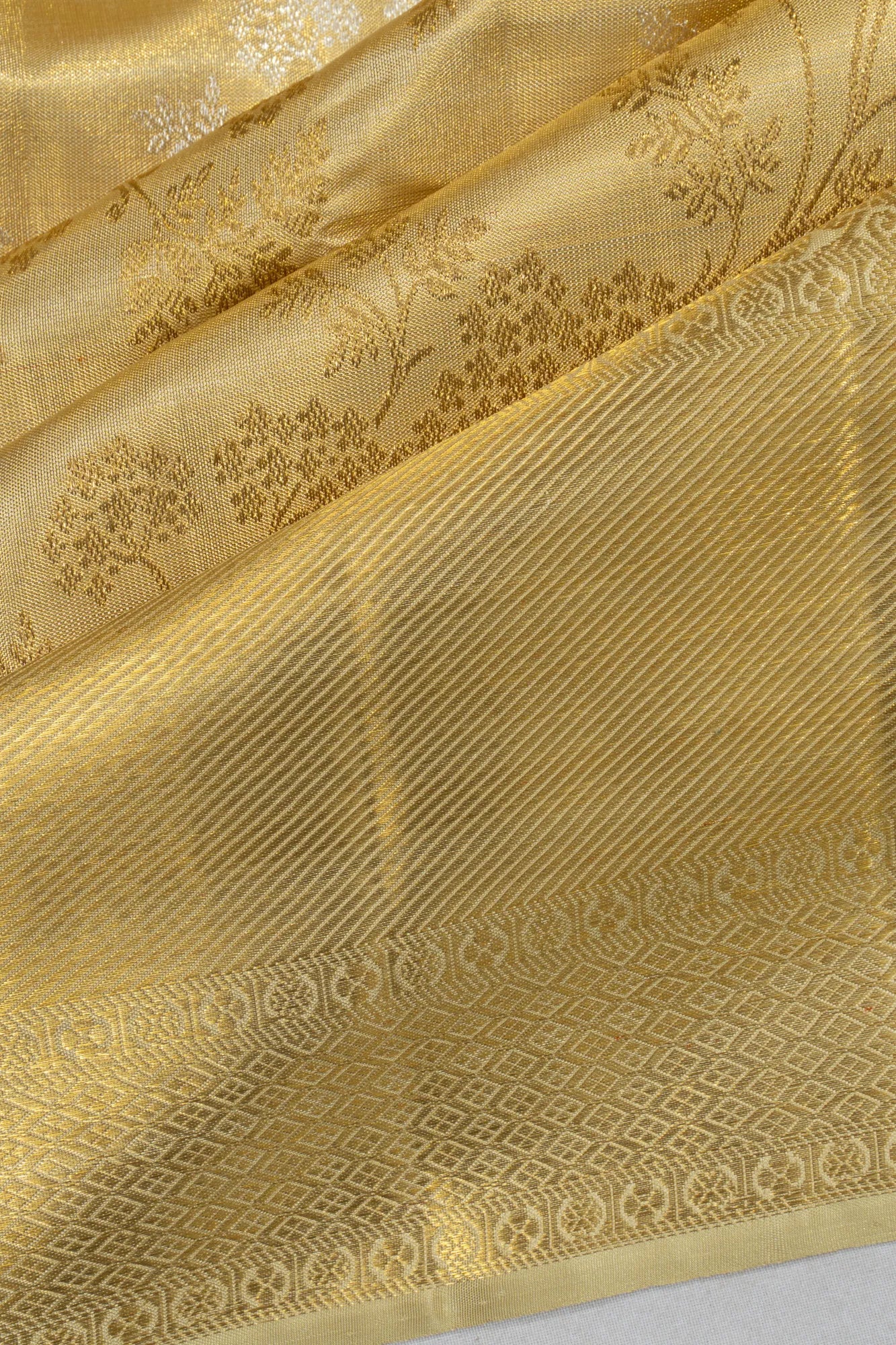 Kanchipuram Silk Tissue Jaal Gold Saree