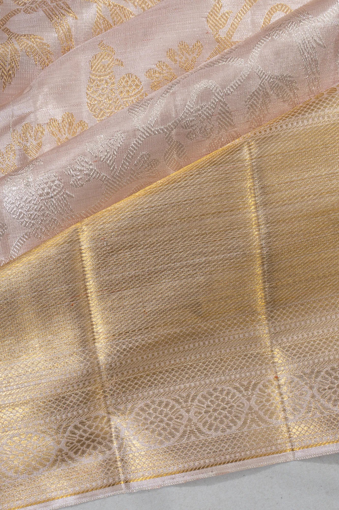 Kanchipuram Silk Tissue Jaal Peach Saree
