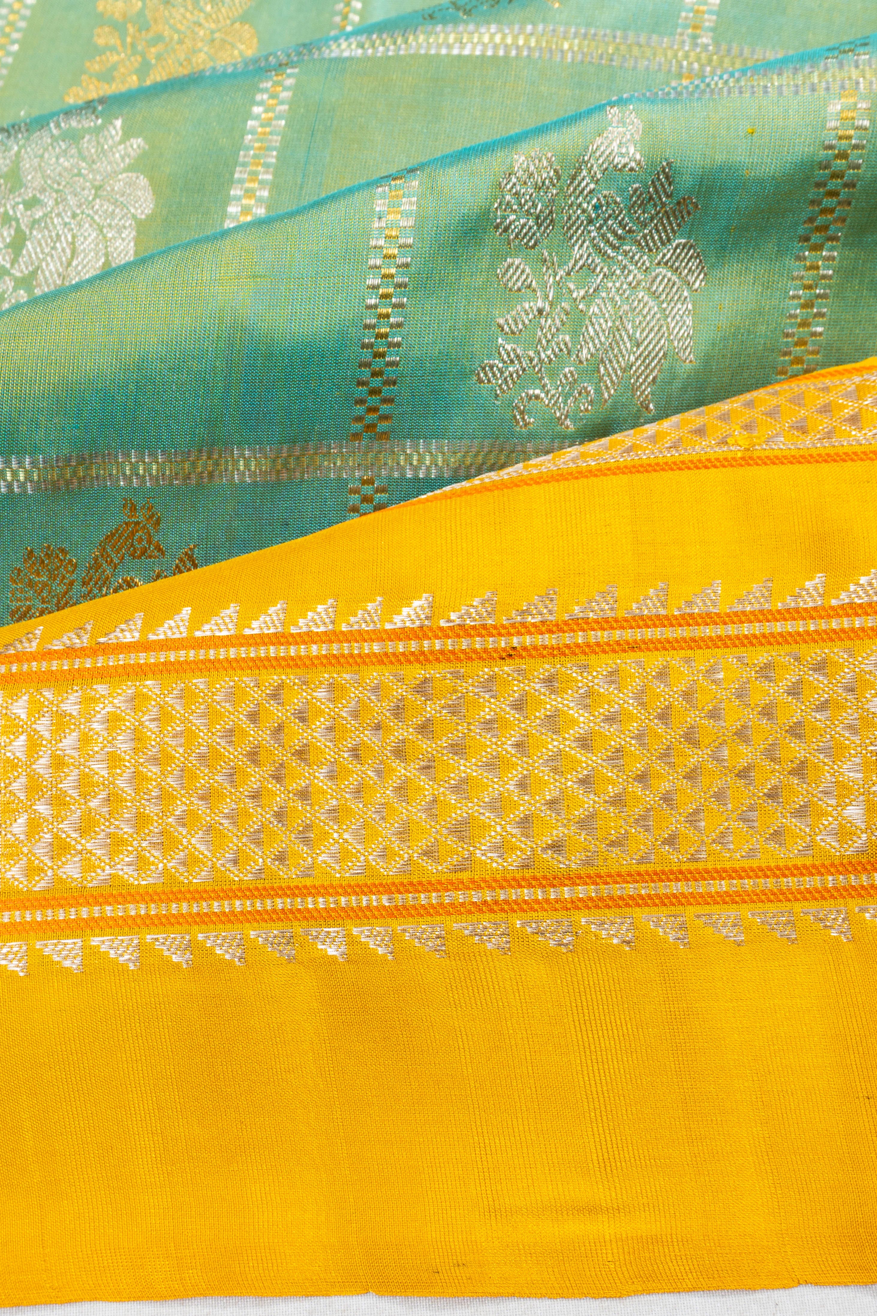 Venkatagiri Silk Checks And Butta Dual Tone Green And Blue Saree