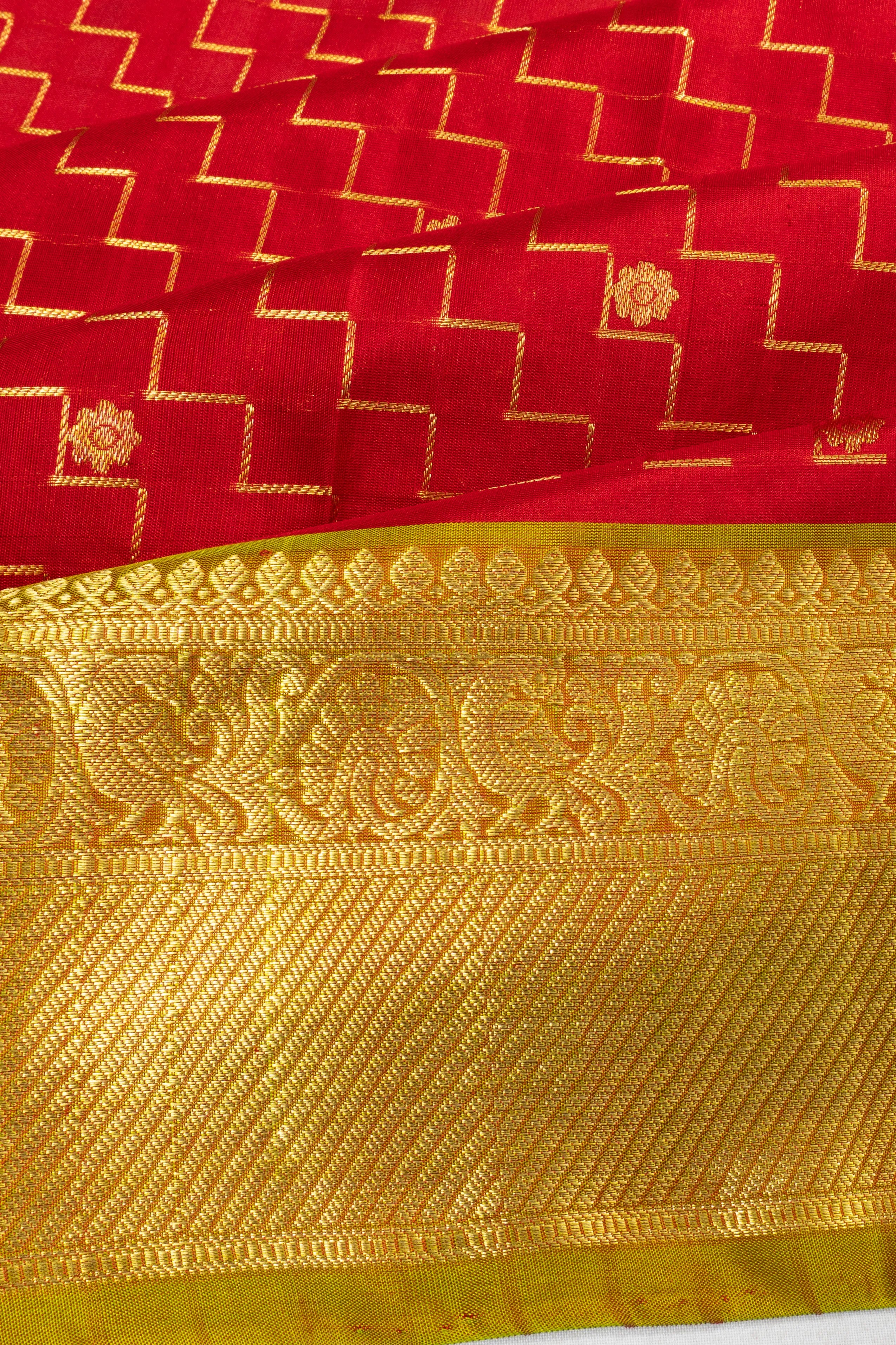 Venkatagiri Silk Geometrical Brocade Red Saree