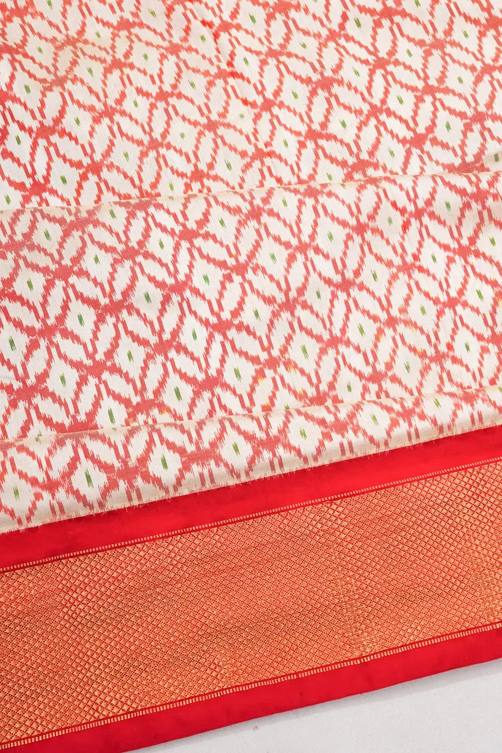 Pochampally Silk Ikat Brocade Cream Saree